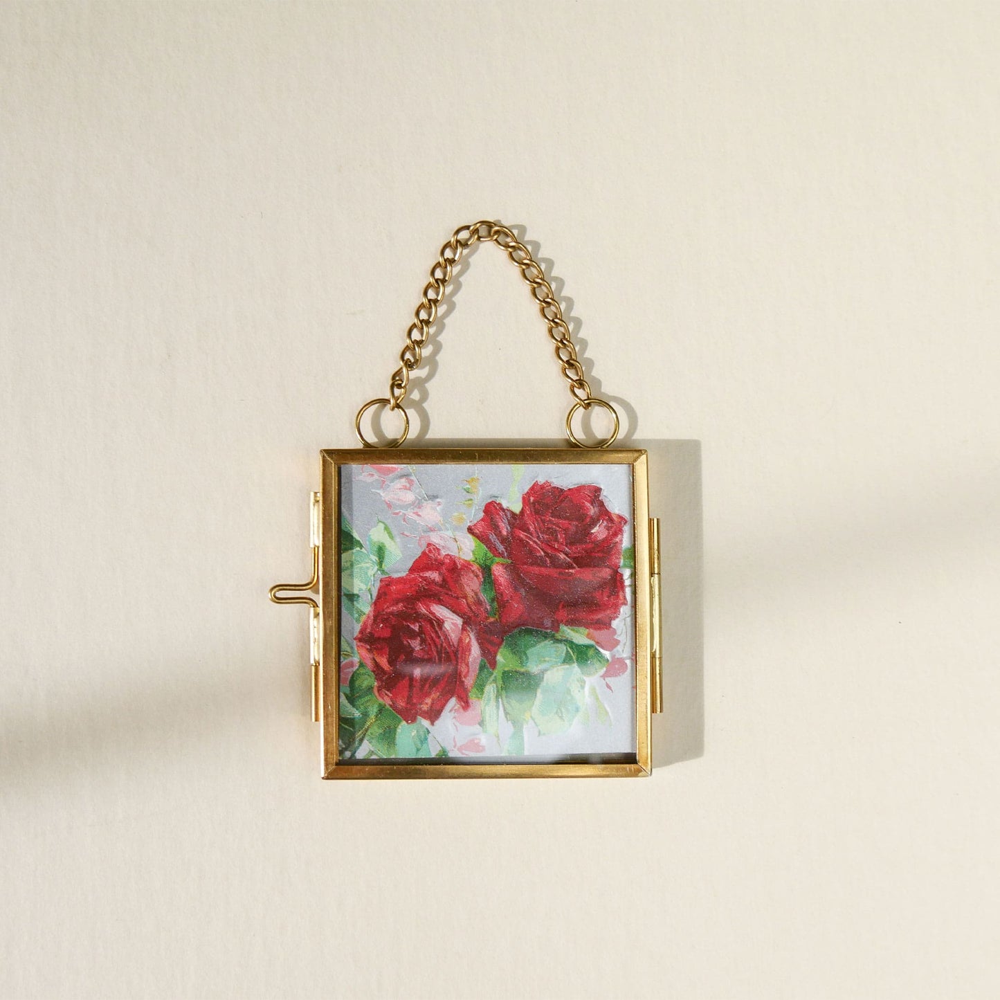 Double-Glass-Gold-Haning-Frame-with-Vintage-Floral-Postcard