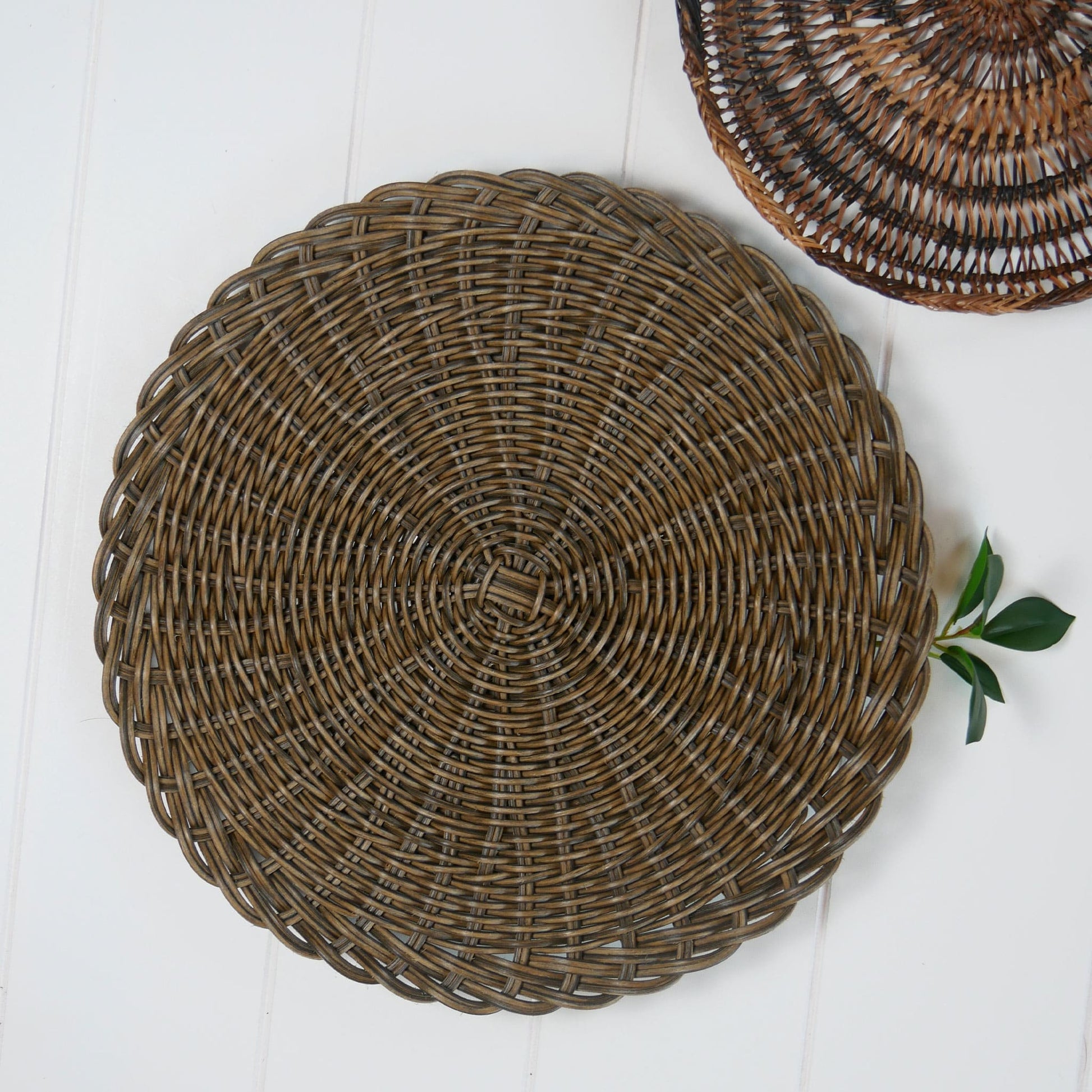 Pair of Two Tone Brown Wicker Basket Wall Decor, Vintage Basket Decor, Thrifted Basket Decor, Decorative Baskets, Basket Wall Decor