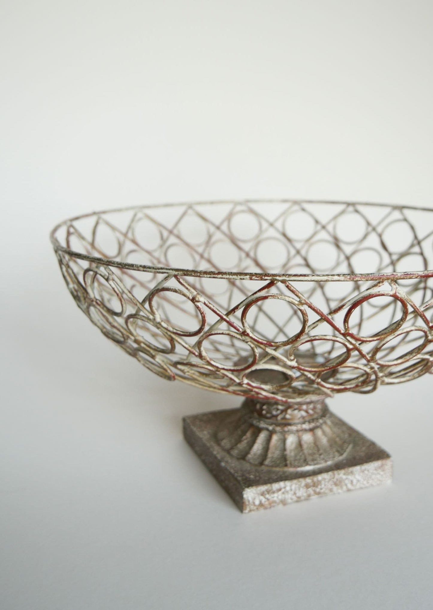 Large Chippy White Metal Pedestal Basket Vintage Shappy Chic Fruit Bowl, Vintage Fruit Bowl, Vintage Chippy White Metal Basket Vintage Farmhouse Decor