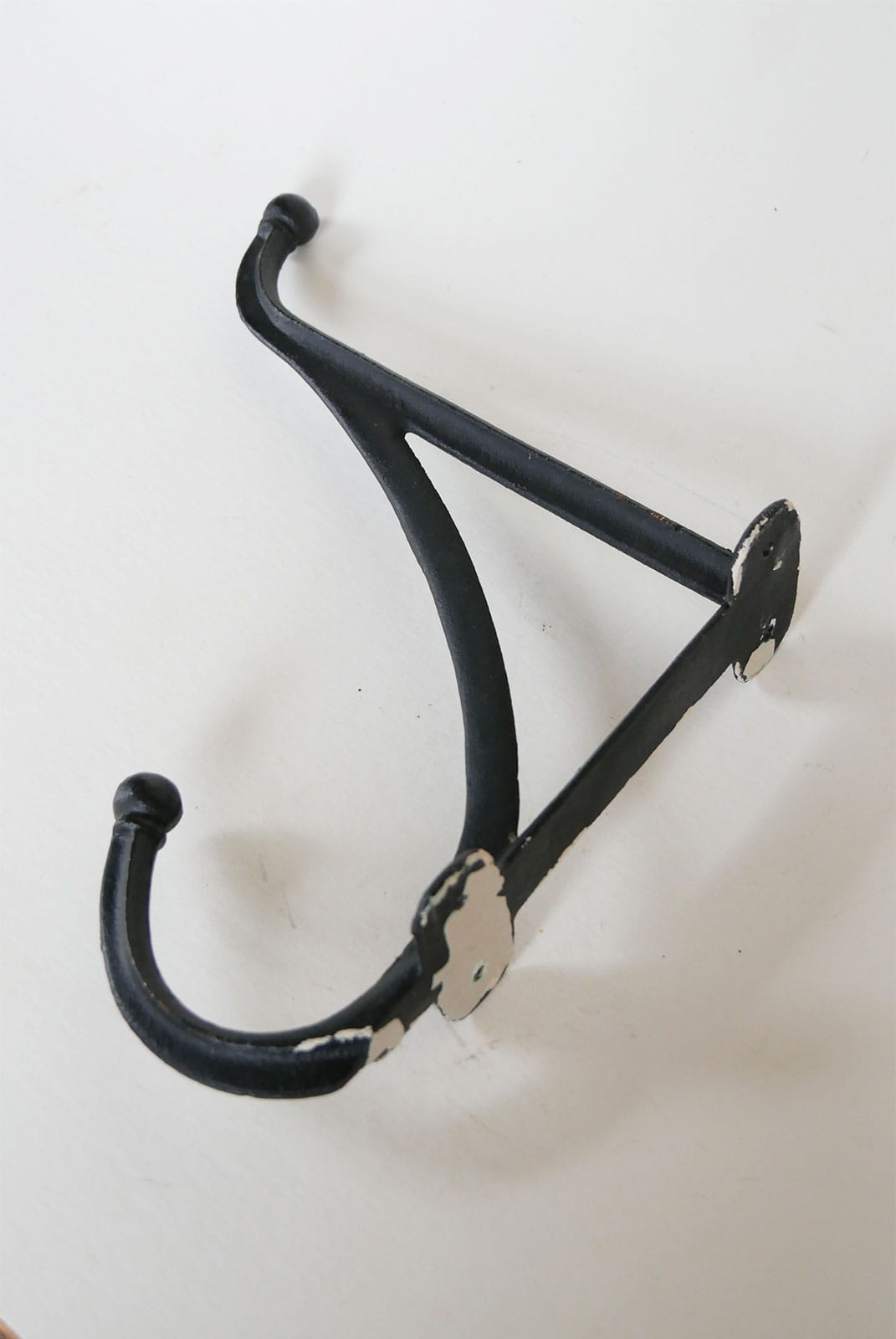 Vintage Large Black Iron Wall Hook, Farmhouse Wall Hook, Vintage hook, Vintage Wrought Iron Hook, Metal Hook, Vintage Metal HOok
