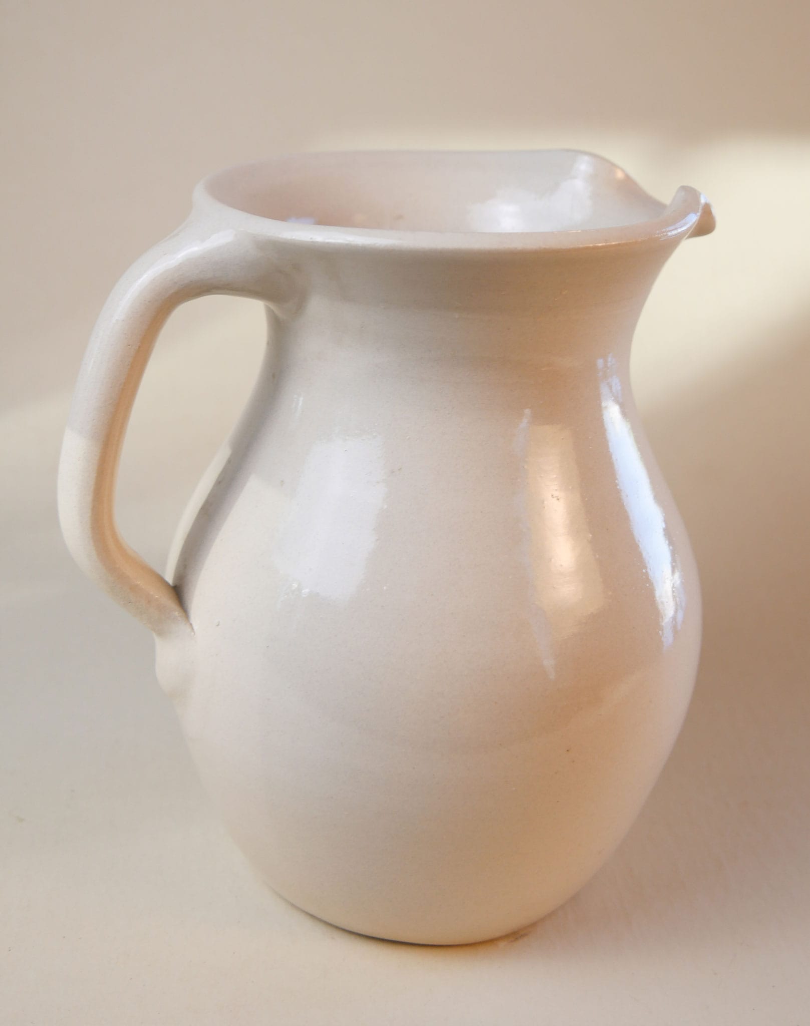 Magnolia Shaker & Thangs Pottery Pitcher with Handle, Vintage Pottery, Vintage Magnolia Painted Decor