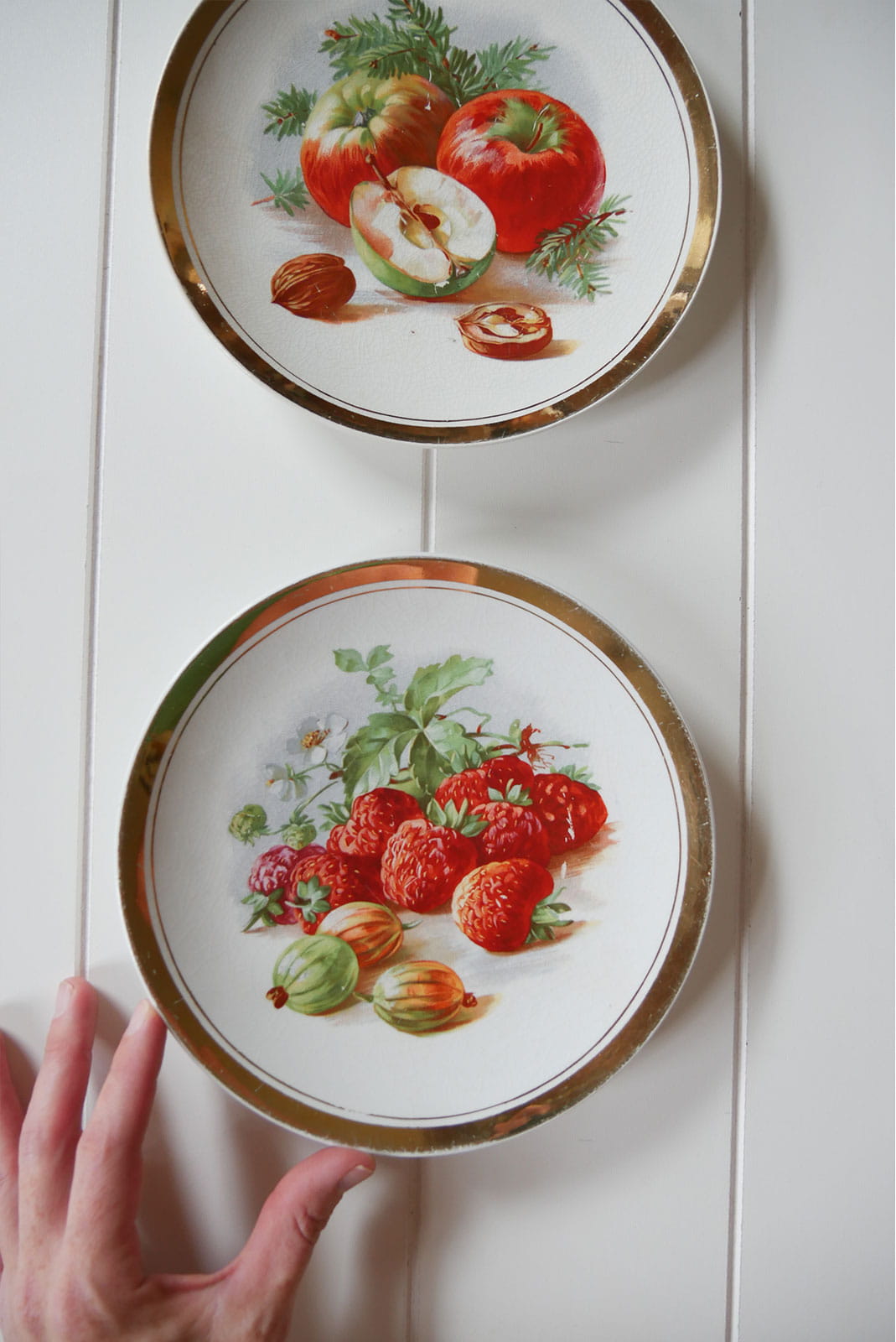 Pair of Antique Ceramic Fruit Plates, Strawberry and Apples, Antique Fruit Plates, Vintage Apple Plate, Vintage Strawberry Plates, Country Plate Wall, Farmhouse PLate Wall, Antique Fruit Plate Wall