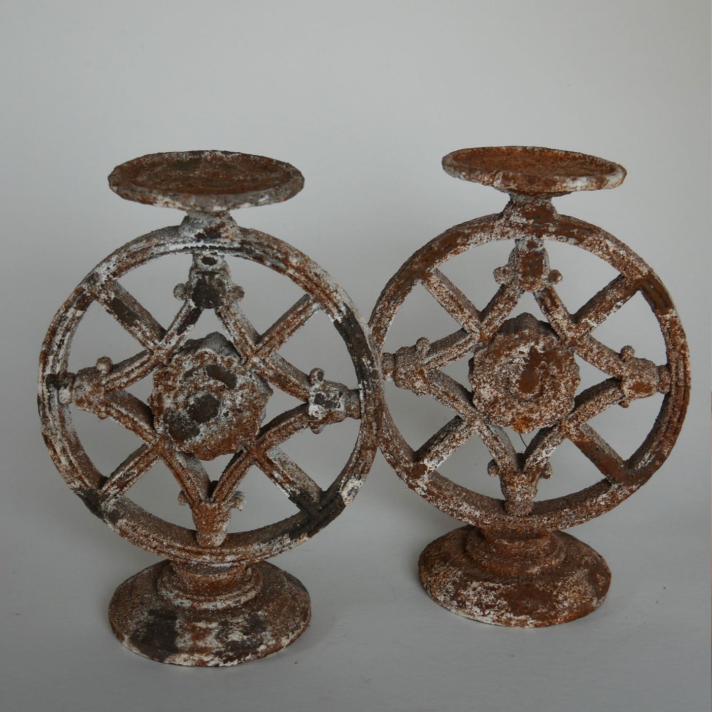 Rustic-Inspired Chippy Candleholders, Farmhouse Dining, Rustic Farmhouse Dining Decor