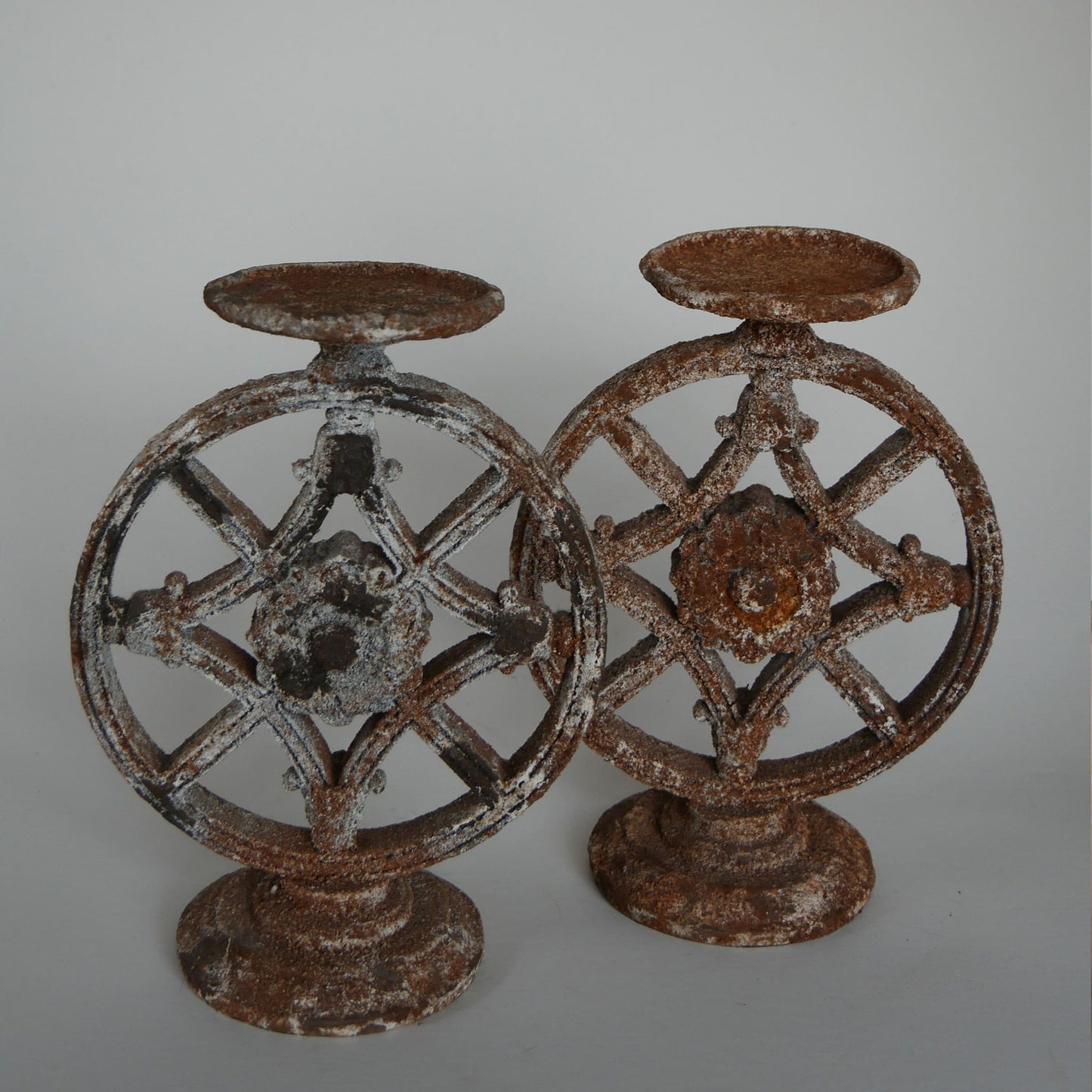 Rustic-Inspired Chippy Candleholders, Farmhouse Dining, Rustic Farmhouse Dining Decor