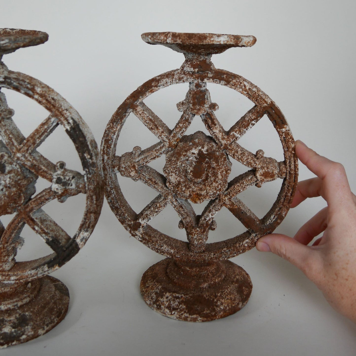 Rustic-Inspired Chippy Candleholders, Farmhouse Dining, Rustic Farmhouse Dining Decor