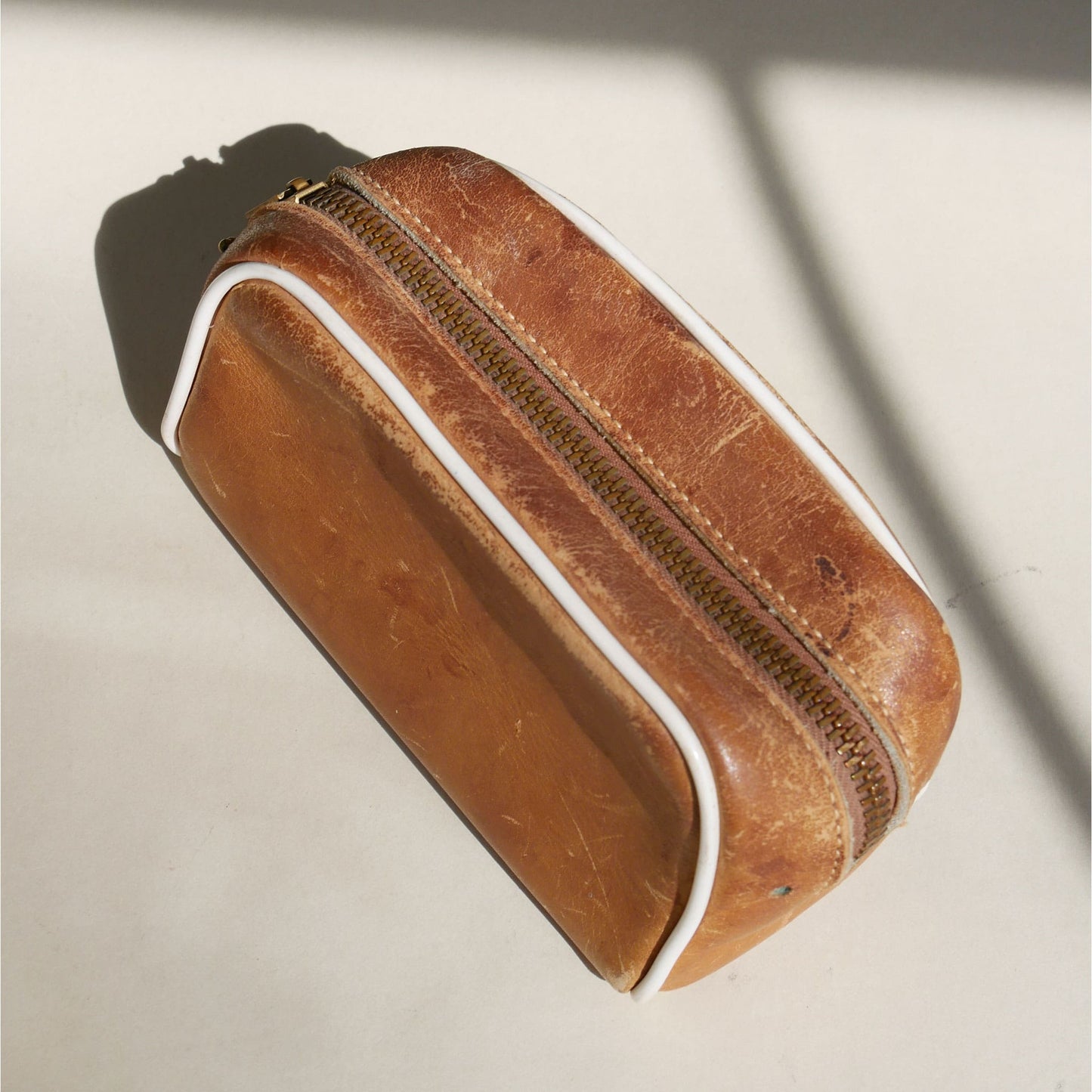 Vintage Men's Small Leather Toiletry Bag, Vintage Mens Bag, Vintage Leather Bag