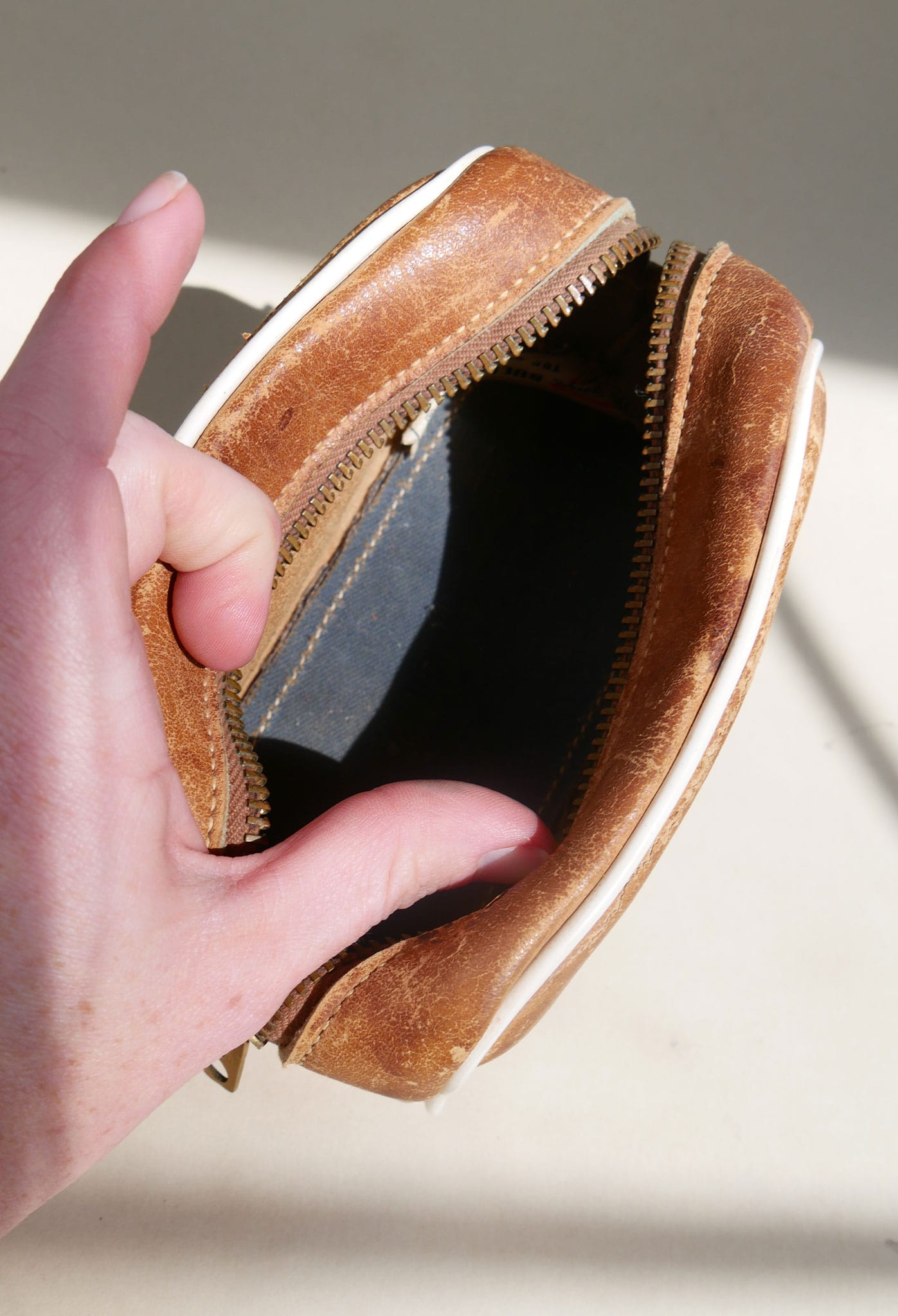 Vintage Men's Small Leather Toiletry Bag, Vintage Mens Bag, Vintage Leather Bag