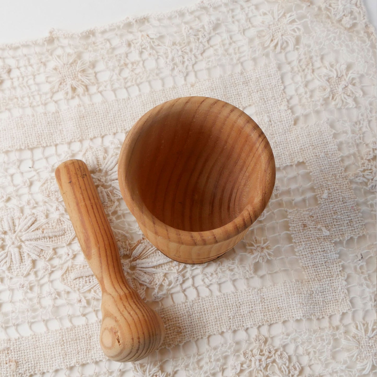 Small Wood Mortar and Pestle, Vintage Farmhouse Decor, Farmhouse Kitchen Decor, Farmhouse Mortar and Pestle, Primitive Decor, Primitive Mortar and Pestle