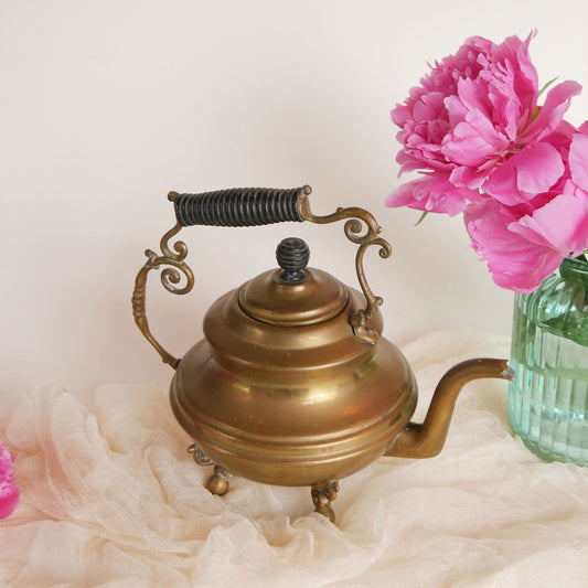 Vintage 8.5in Ornate Brass Teapot, Vintage Brass Teapot, Vintage Brass, Farmhouse Decor, Vintage Farmhouse Decor