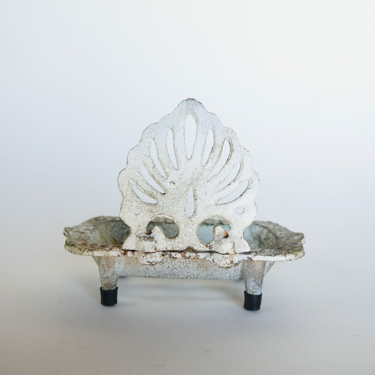 Vintage Cast Iron Shell Soap Dish, Vintage Cast Iron Soap Dish Vintage Nautical Decor Coastal Bathroom Decor