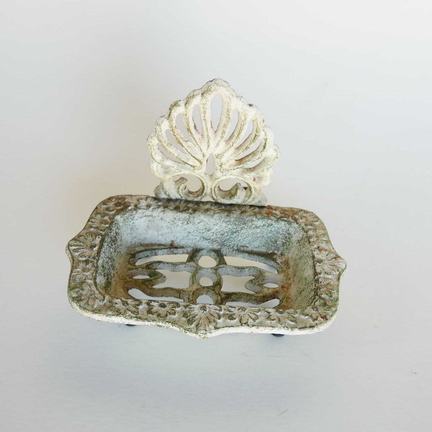 Vintage Cast Iron Shell Soap Dish, Vintage Cast Iron Soap Dish Vintage Nautical Decor Coastal Bathroom Decor
