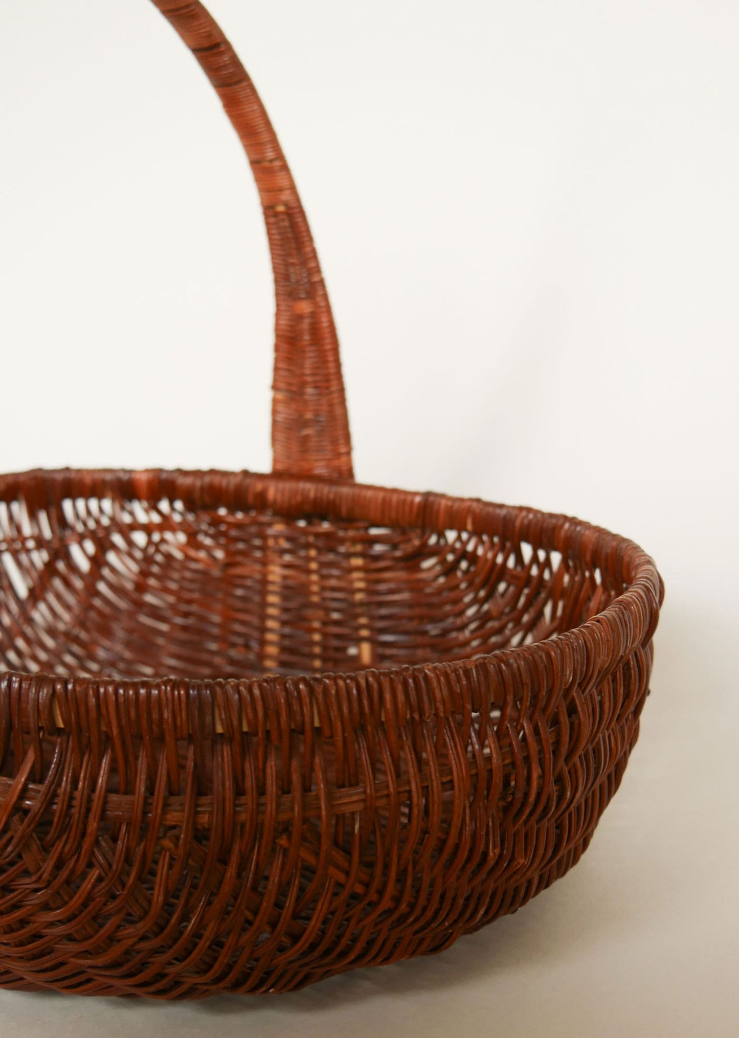Vintage Brown Wicker Oval Basket with Handle, Vintage Wicker Flower Basket, Oval Wicker Handle Basket