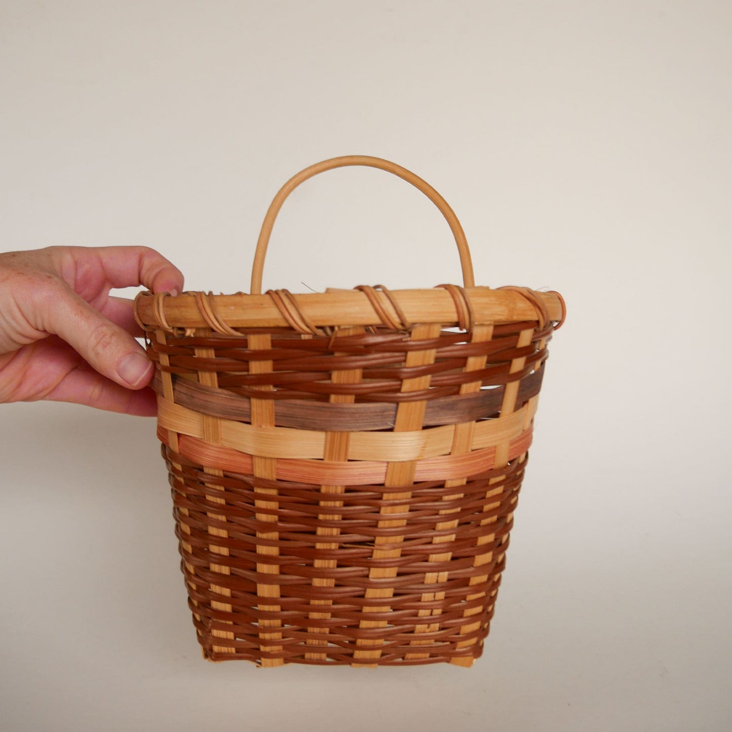 Small vintage handing basket, basket with handle, light wicker hanging basket, decorative hanging basket