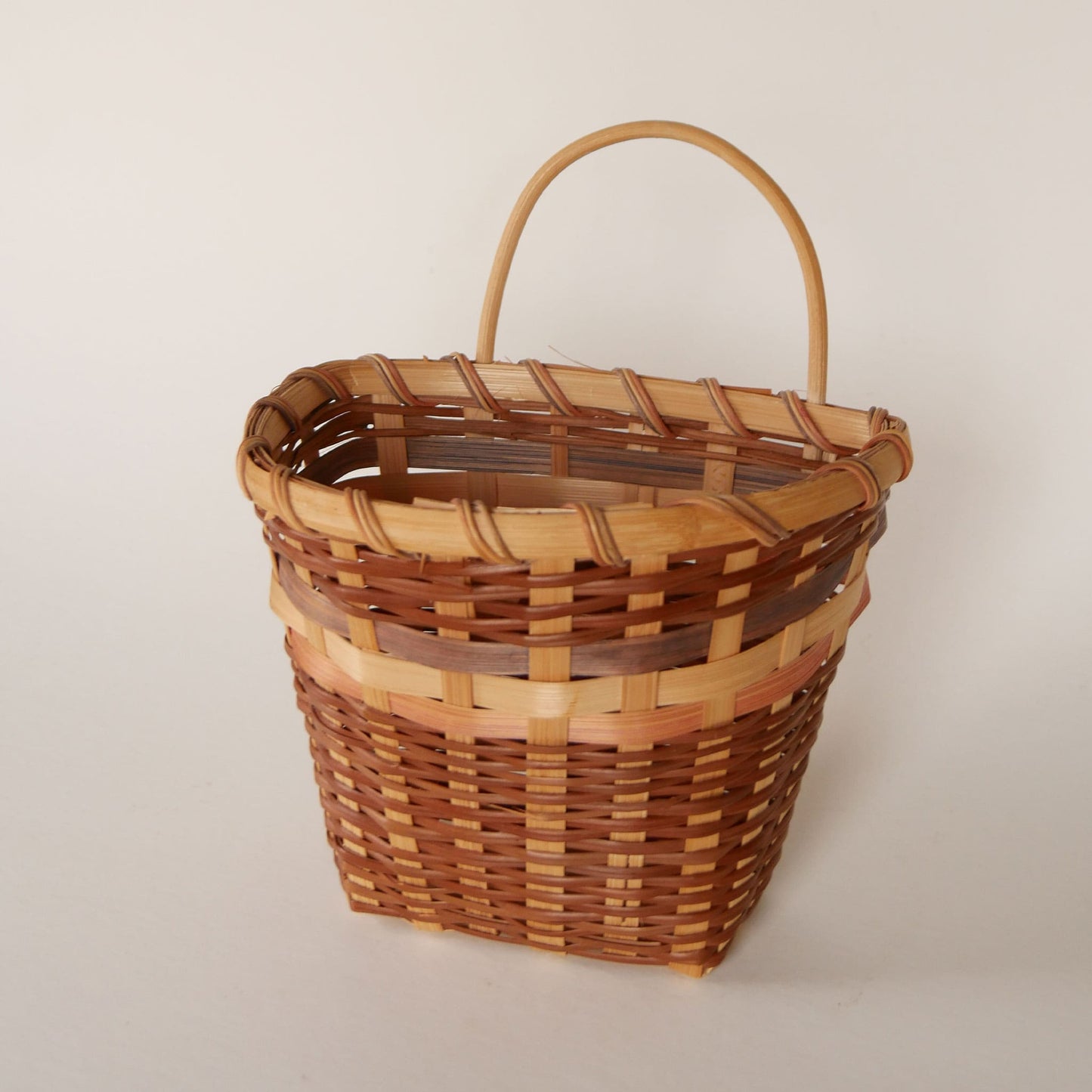 Small vintage handing basket, basket with handle, light wicker hanging basket, decorative hanging basket