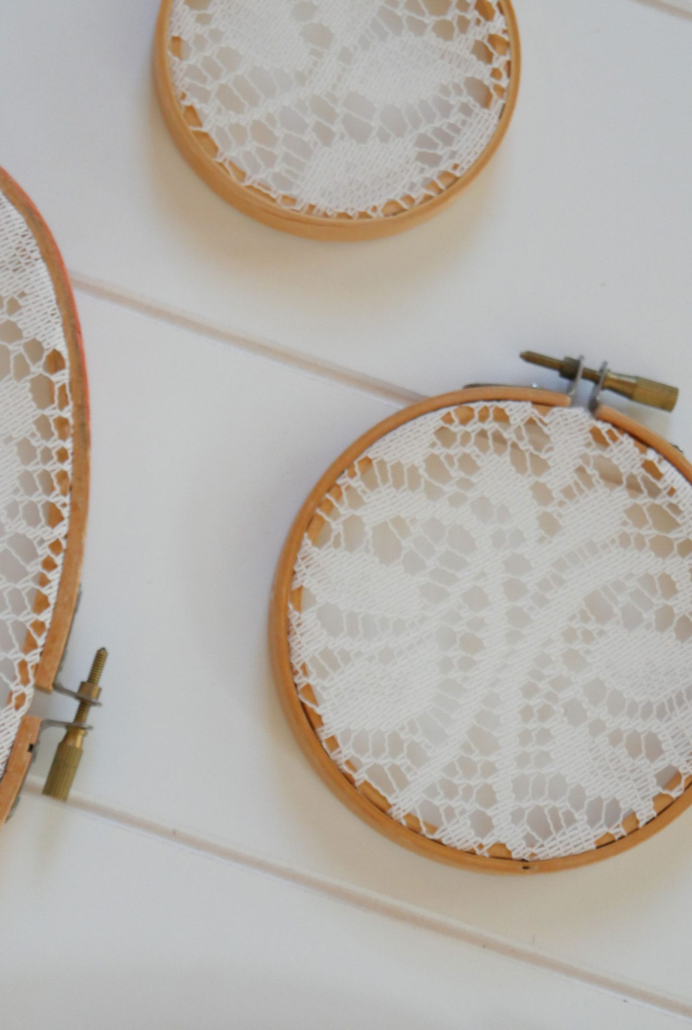 Vintage Gallery Wall, Vintage Lace Gallery Wall, Vintage Embroidery Hoop Wall Display, Vintage Gallery Wall