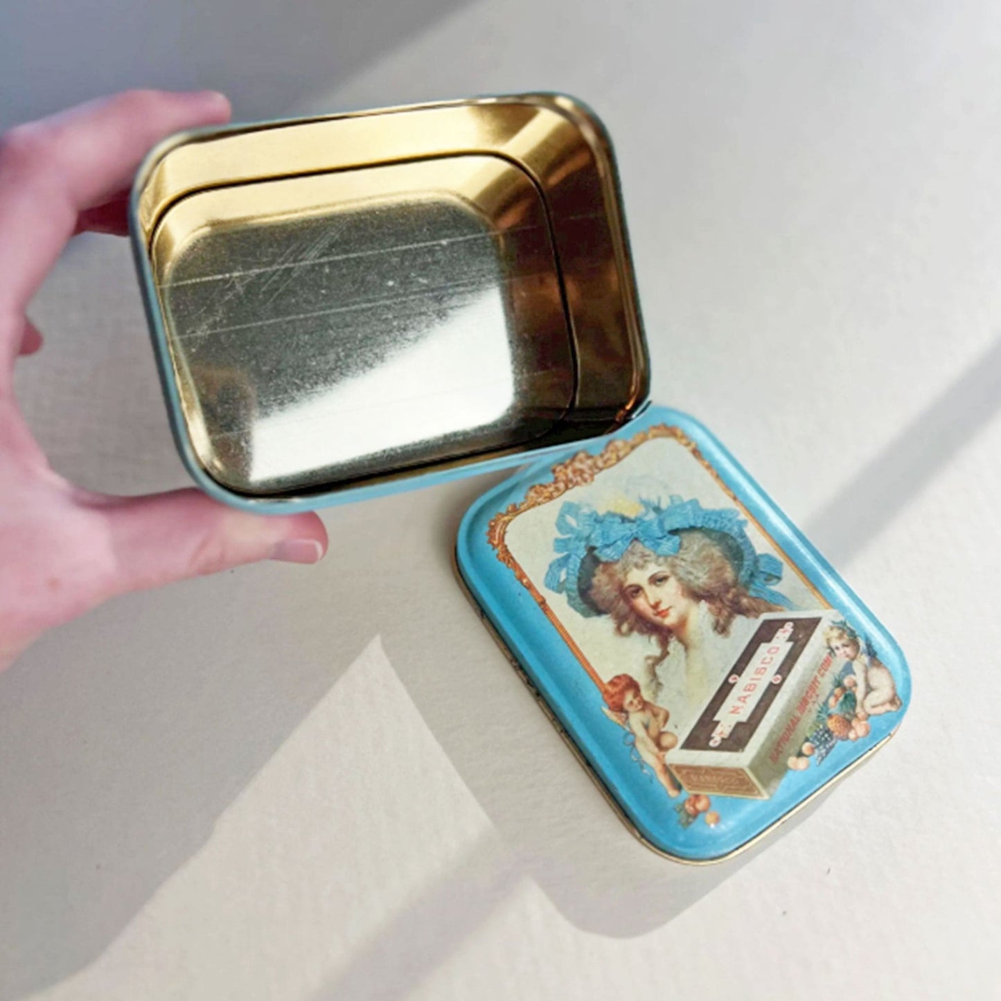 Vintage-Nabisco-Tin-with-Lid-Vintage-Home-Decor