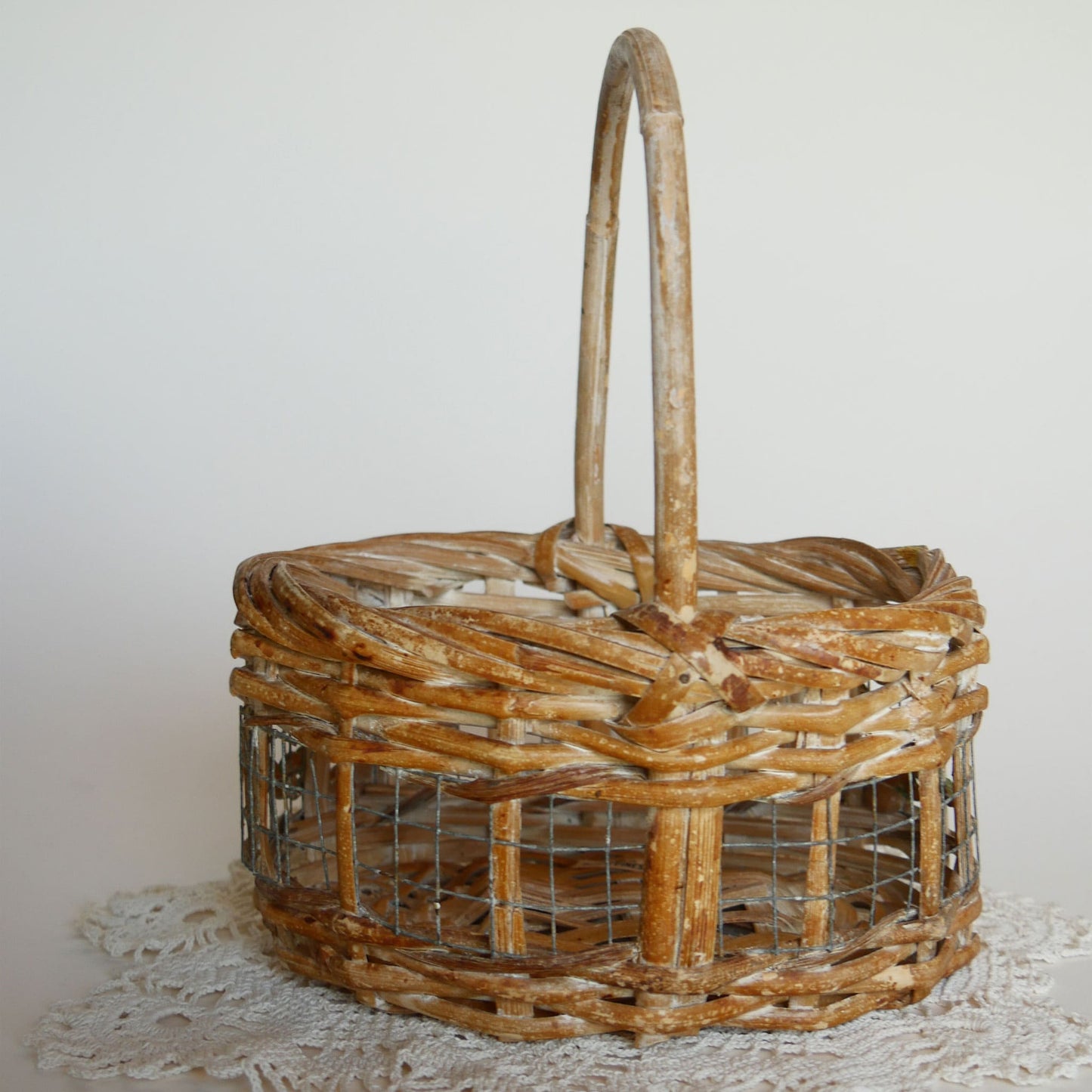 Vintage Painted Floral Wicker and Wood Basket with Handle Vintage Floral Basket Vintage Wire Basket Vintage Flower Basket