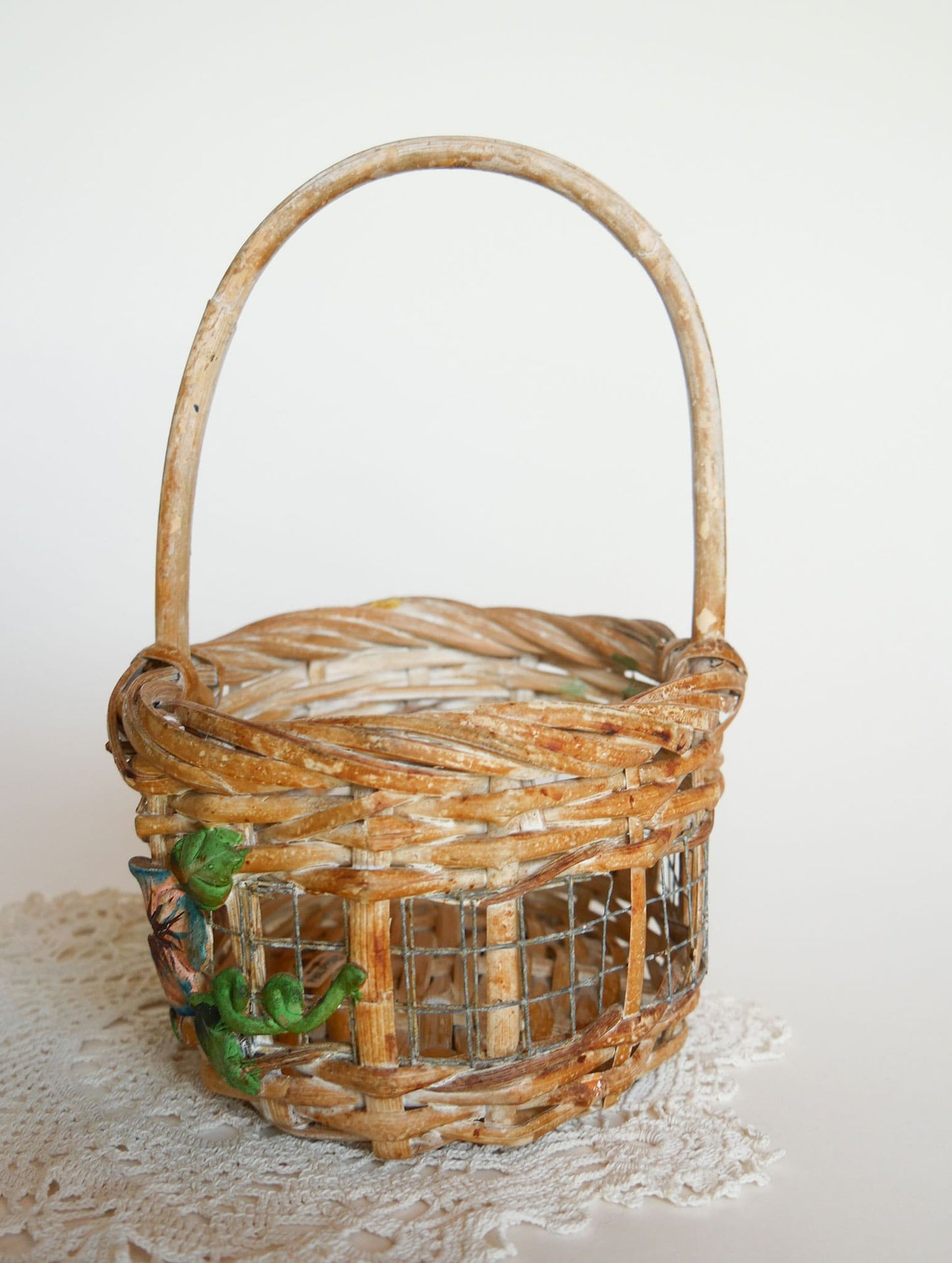 Vintage Painted Floral Wicker and Wood Basket with Handle Vintage Floral Basket Vintage Wire Basket Vintage Flower Basket
