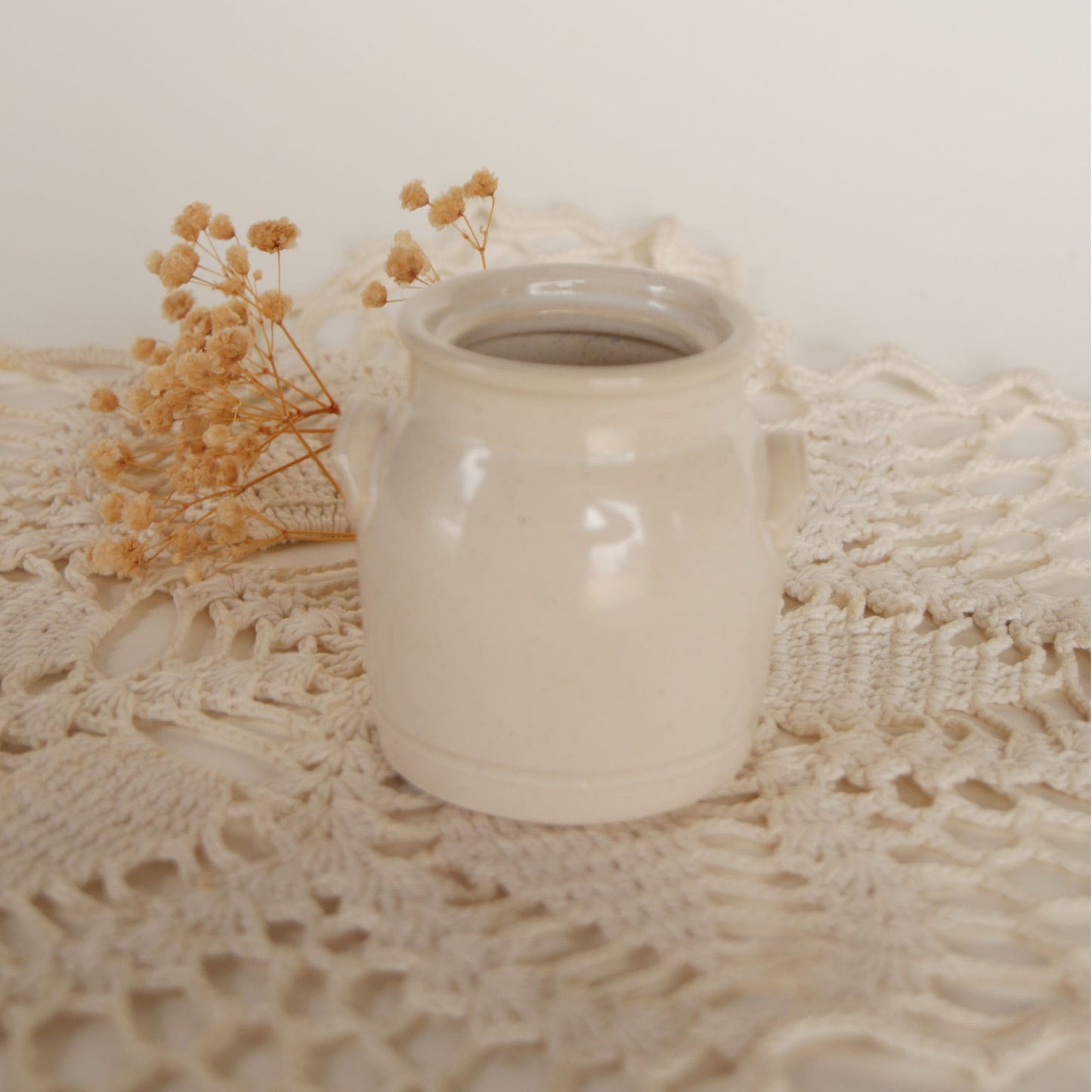 Vintage-Pinewood-Valley-Salt-Glaze-Mini-Crock-Blue-Heart-Vintage Farmhouse Decor Vintage Farmhouse Crocks