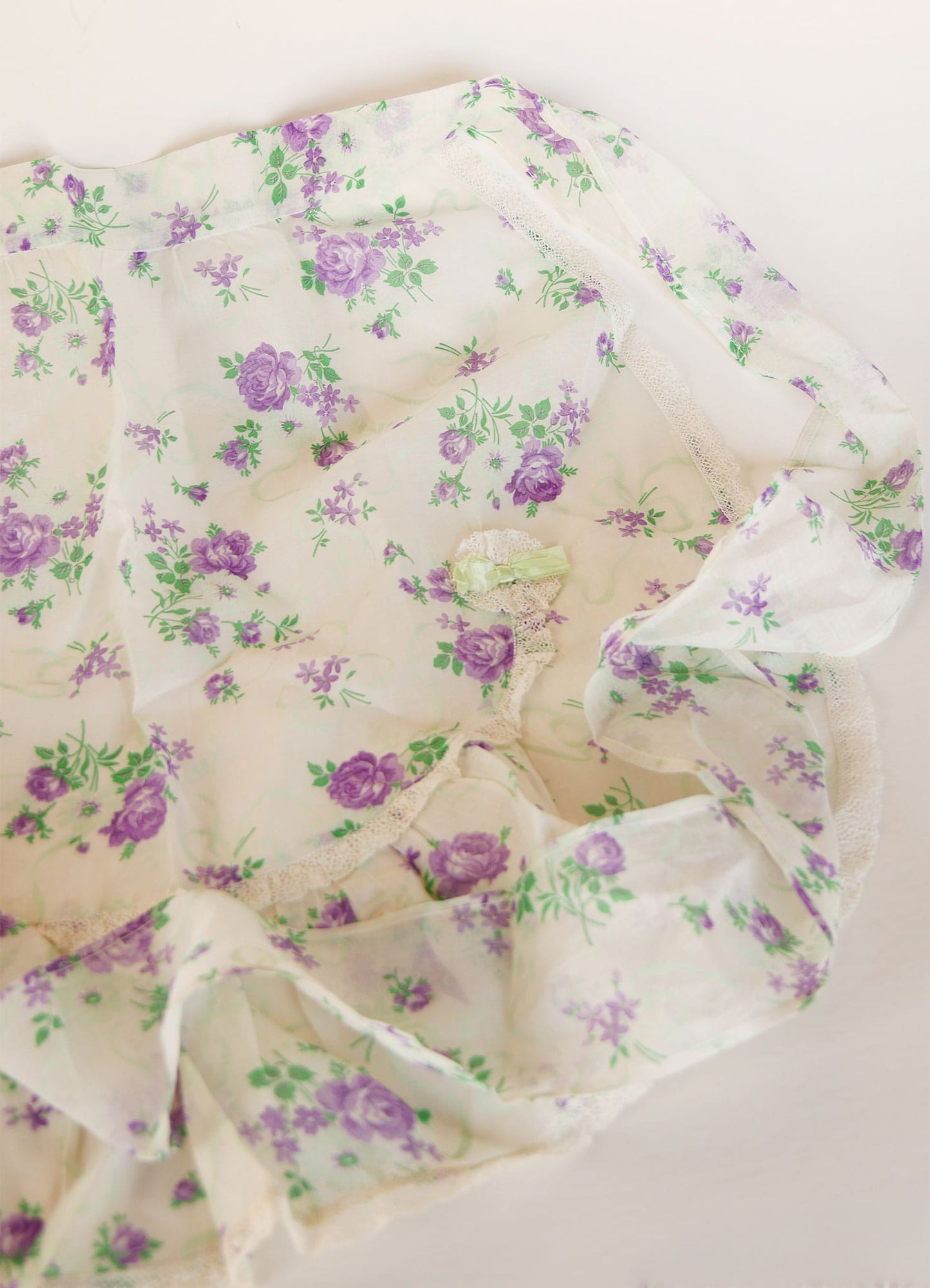 Vintage Cotton Purple Floral Apron, Vintage Floral Apron, Antique Floral Apron, Vintage Country Apron, Vintage Floral Waist Apron, Tie Around Floral Apron, Vintage Purple Floral Cotton Apron, Vintage Kitchen Decor