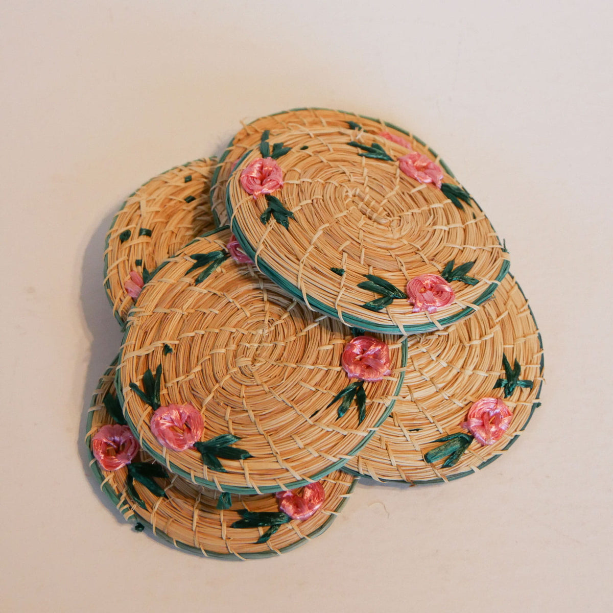 Vintage Raffia Floral Coasters, Vintage Tropical Decor, Vintage Wicker Coasters, Tropical Wicker Coasters