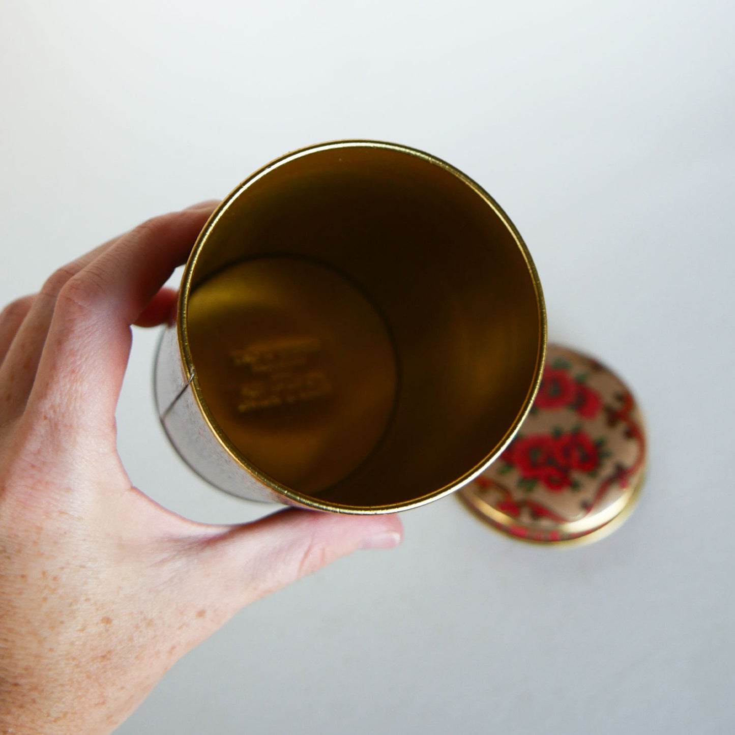Vintage Poppy Floral Round Talcum Powder Tin Container, Made in England, Vintage Poppy Talcom Powder Container