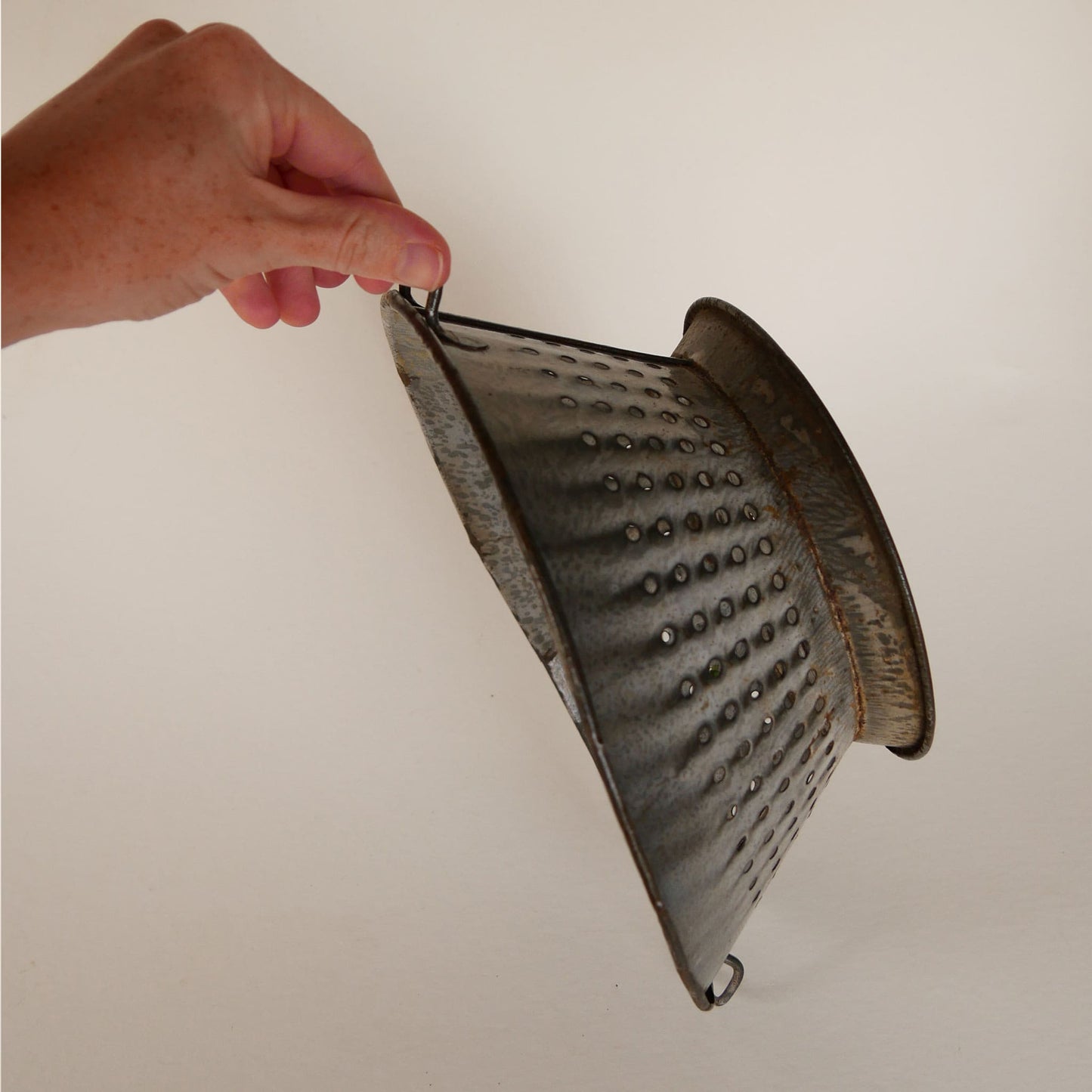 Vintage Round Metal Strainer with Pedestal Base, Vintage Farmhouse Kitchen Decor, Farmhouse Strainer, Primitive Strainer