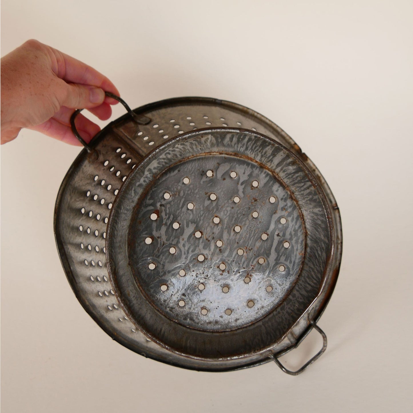Vintage Round Metal Strainer with Pedestal Base, Vintage Farmhouse Kitchen Decor, Farmhouse Strainer, Primitive Strainer