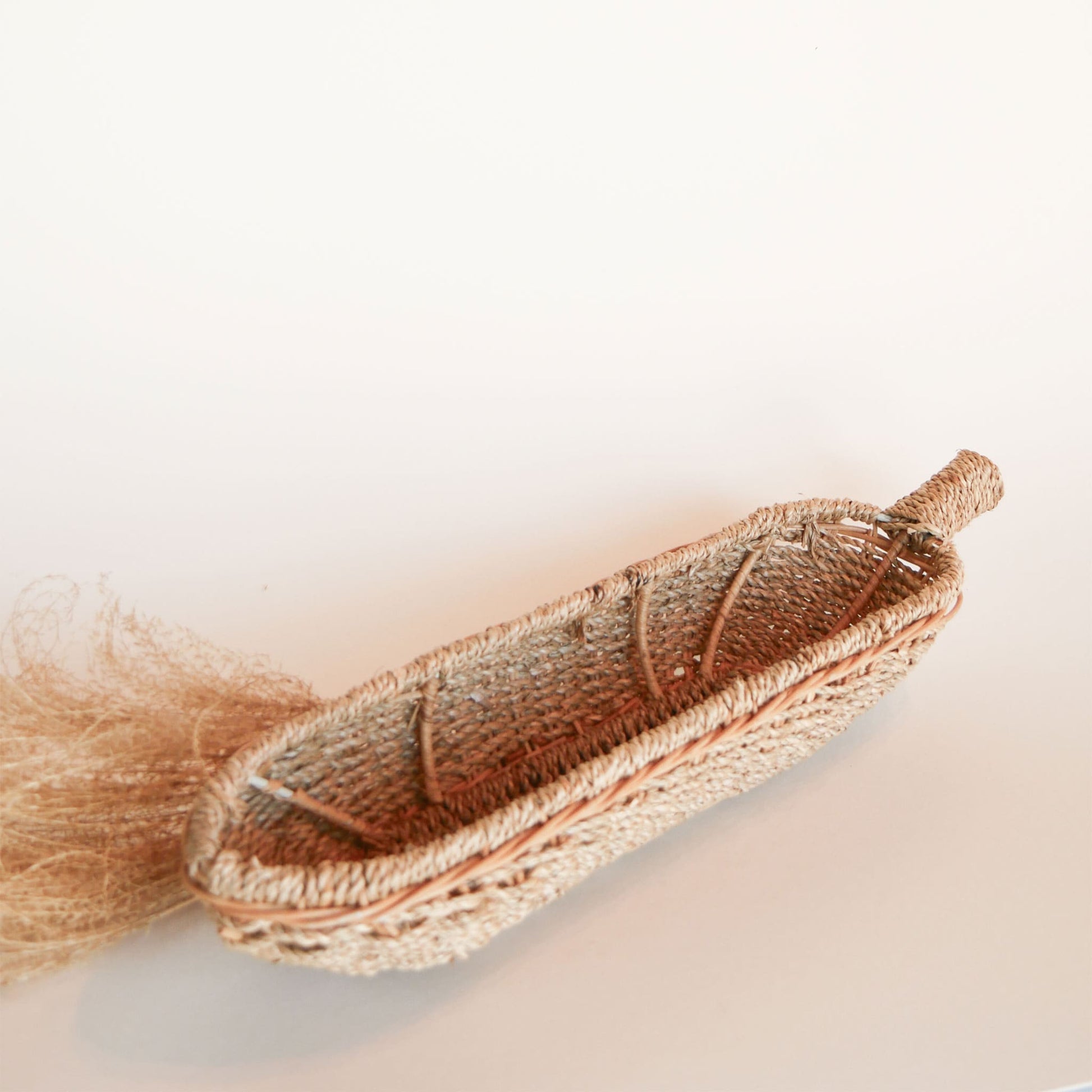 Vintage Seagrass Basket Tray with Handle Vintage Long Seagrass Basket Vintage Wicker Basket Tray Vintage Wire Wicker Basket Tray