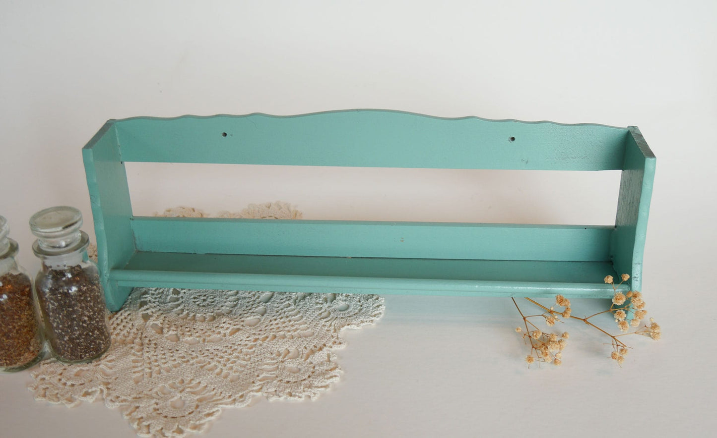 Vintage Turquoise Spice Rack Wall Shelf Vintage Spice Rack Farmhouse Spice Rack Vintage Farmhouse Kitchen Decor Vintage Kitchen Shelf Farmhouse Kitchen Decor
