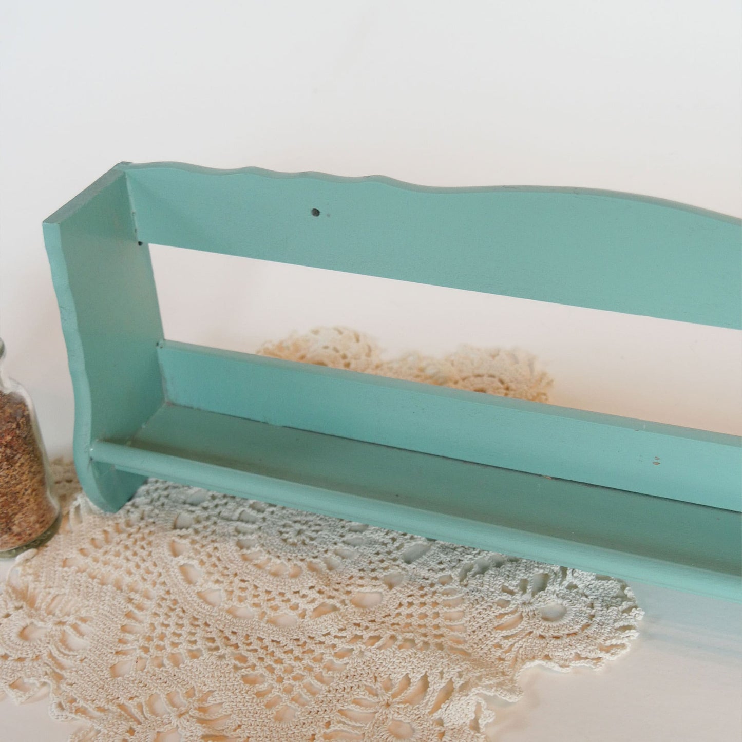Vintage Turquoise Spice Rack Wall Shelf Vintage Spice Rack Farmhouse Spice Rack Vintage Farmhouse Kitchen Decor Vintage Kitchen Shelf Farmhouse Kitchen Decor