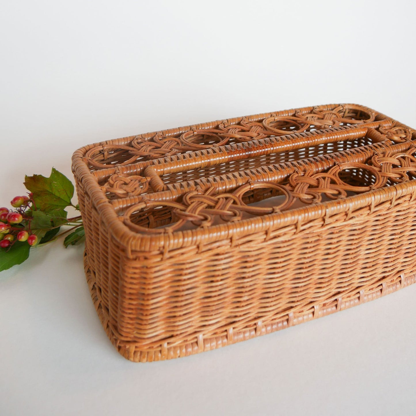 Vintage Rattan Wicker Tissue Box Cover Midcentury Decor MCM Wicker Decor Vintage Wicker Decor Wicker Tissue Box