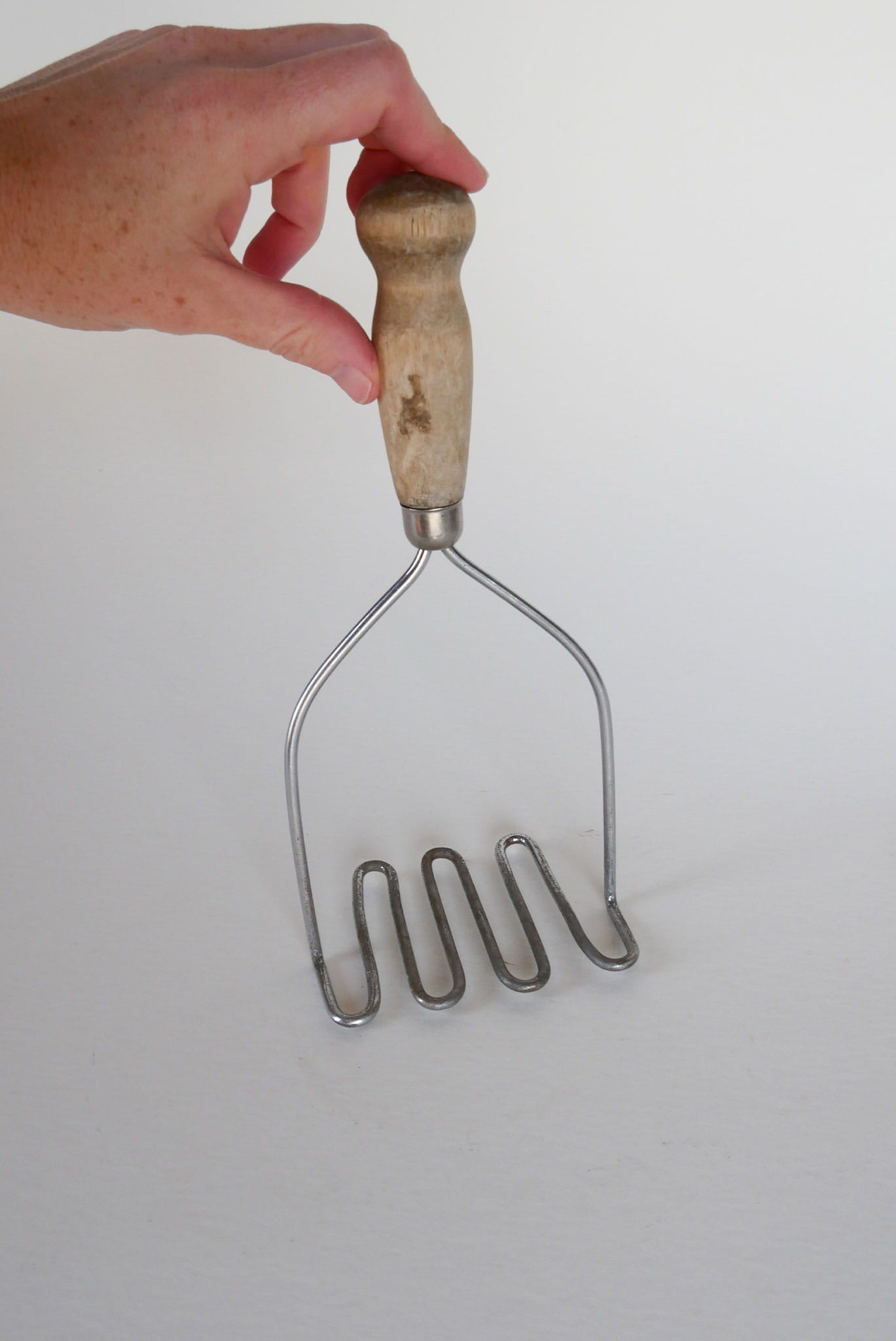 Vintage Metal Masher with Wood Handle, Vintage Metal Masher, Vintage potato Masker, Vintage Kitchen Decor, Vintage Kitchen Tools, Vintage Wood Handle Kitchen Tools, Vintage Kitchen, Vintage Decor