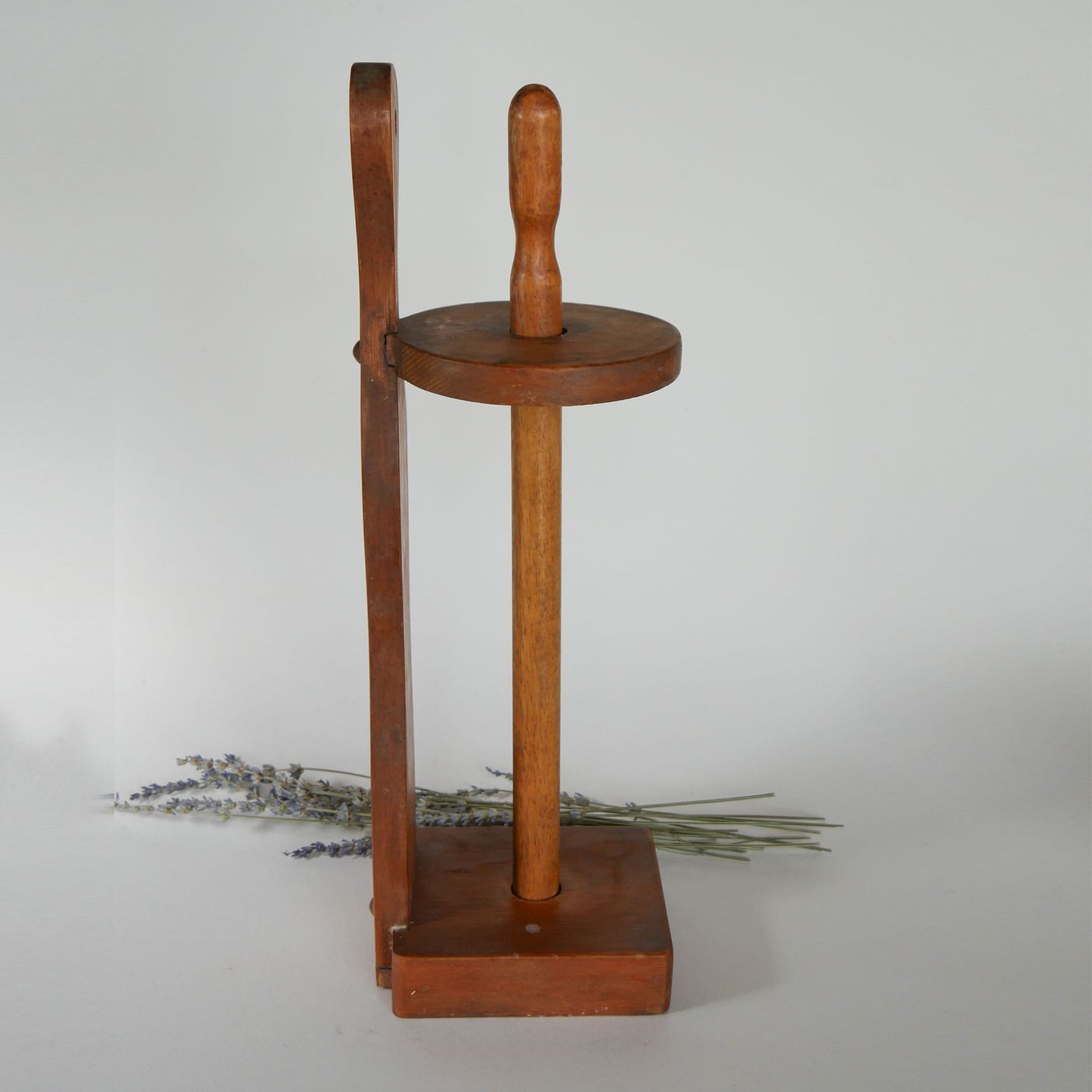 Primitive Wood Paper Towel Holder, Vintage Paper Towel Rack, Vintage Wood Rack, Primitive Towel Rack, Vintage Towel Holder, Primitive Kitchen Decor