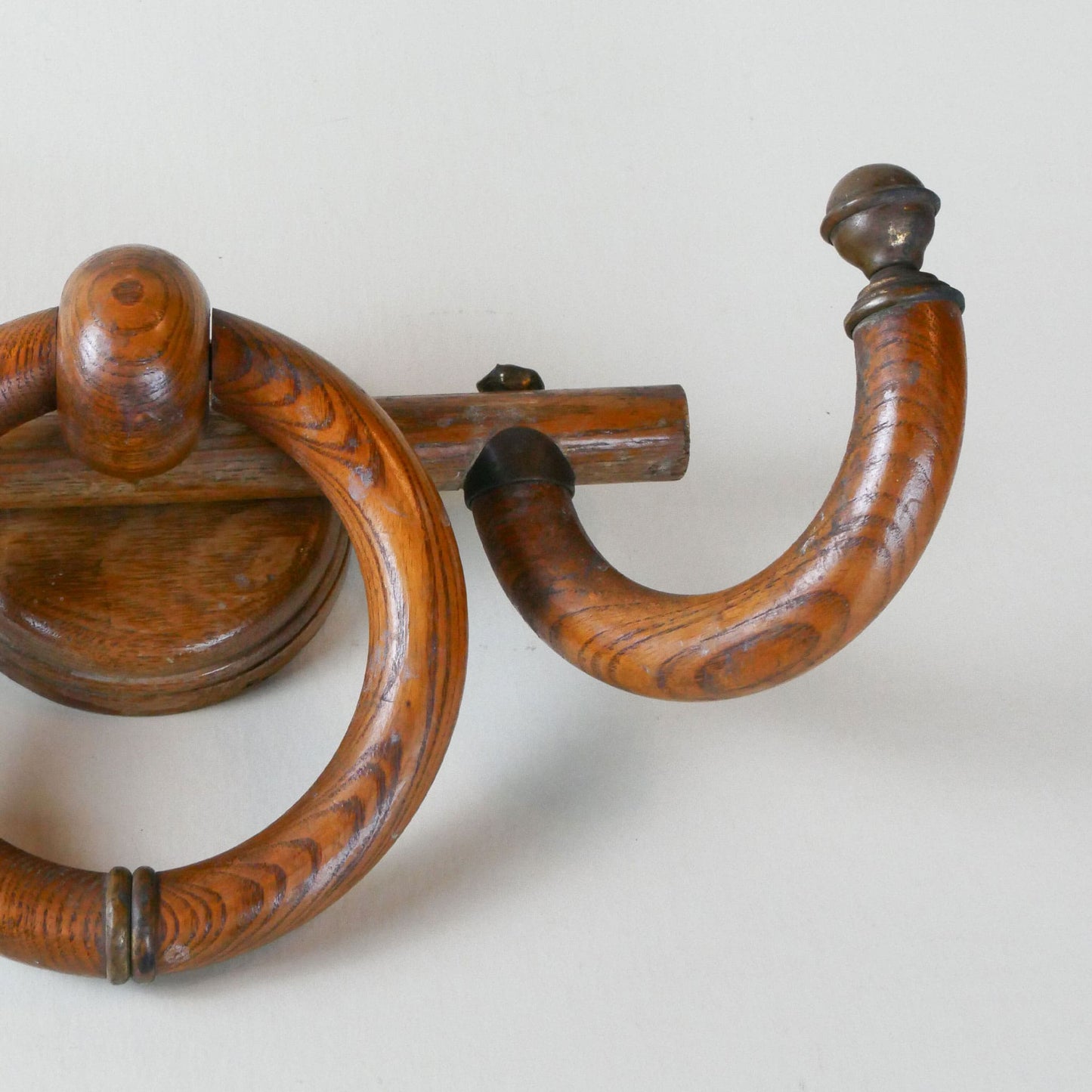 Vintage Oak Wood Wall Mounted Towel Rack with Brass Fixtures, Vintage Oak Towel Rack, Vintage Oak Wall Rack