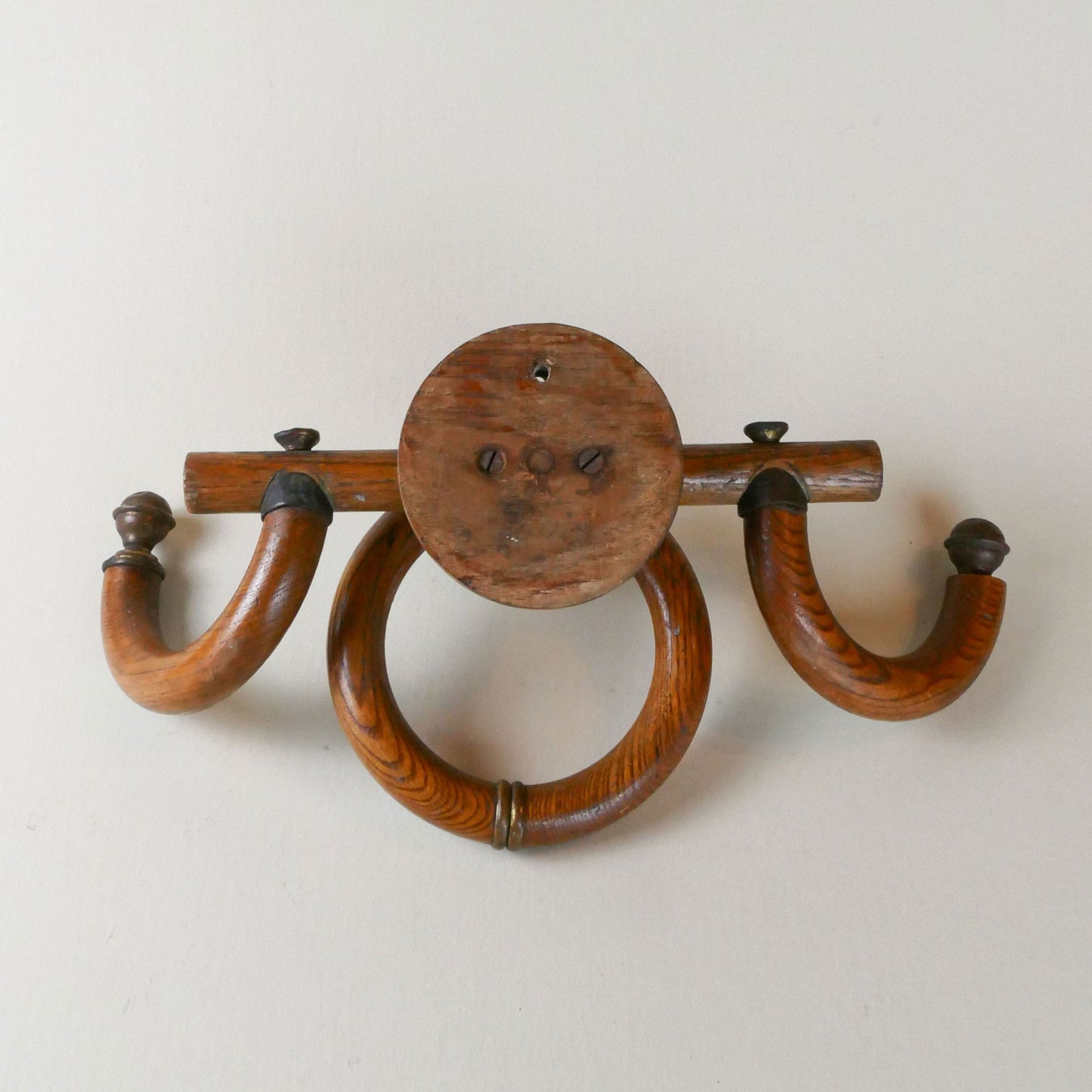Vintage Oak Wood Wall Mounted Towel Rack with Brass Fixtures, Vintage Oak Towel Rack, Vintage Oak Wall Rack