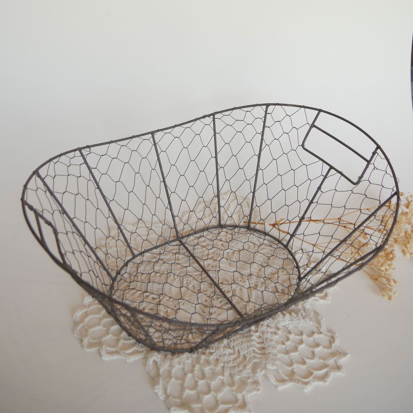 Vintage Farmhouse Wire Basket Vintage Wire Egg Basket Large Egg Basket Large Farmhouse Egg Basket Large Farmhouse Wire Basket