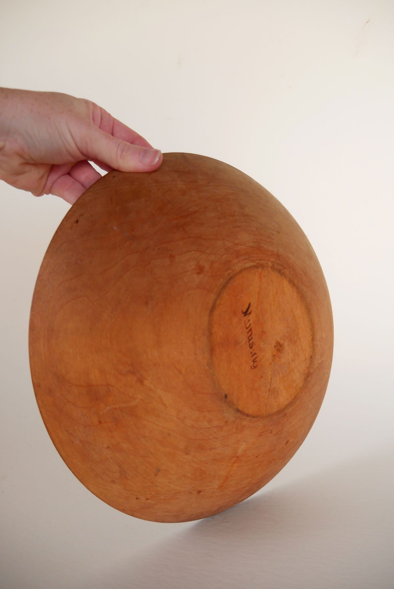 1930s Munising 10.5in Wooden Bowl, Vintage Munising Wood Bowl, Antique Munising Wood Bowl, Vintage Wooden bowl, Vintage Wood Bread Bowl, Primitive Wood Bowl, Primitive Wood Bread Bowl, Primitive Kitchen Decor, Vintage Kitchen Decor, Antique Wood Bowl, Antique Wood Bread Bowl