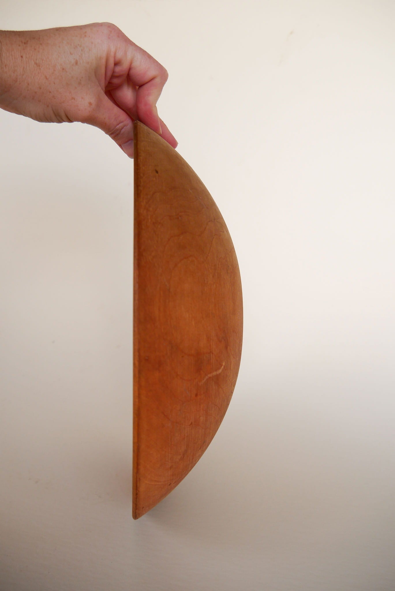 1930s Munising 10.5in Wooden Bowl, Vintage Munising Wood Bowl, Antique Munising Wood Bowl, Vintage Wooden bowl, Vintage Wood Bread Bowl, Primitive Wood Bowl, Primitive Wood Bread Bowl, Primitive Kitchen Decor, Vintage Kitchen Decor, Antique Wood Bowl, Antique Wood Bread Bowl