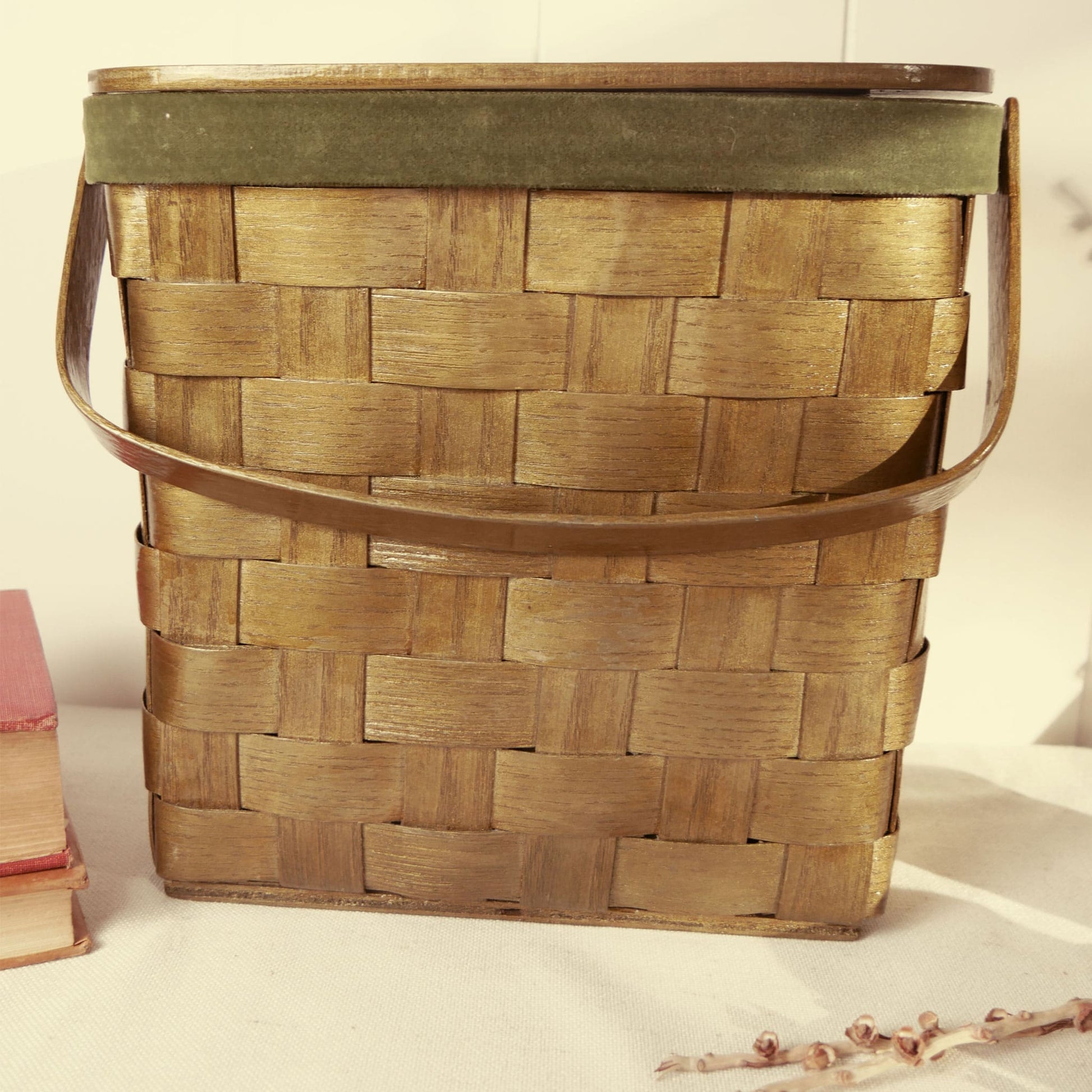 1970s Vintage Green Bamboo Woven Basket with Lid & Handle Thrifted Wicker Basket Vintage Home Decor 1