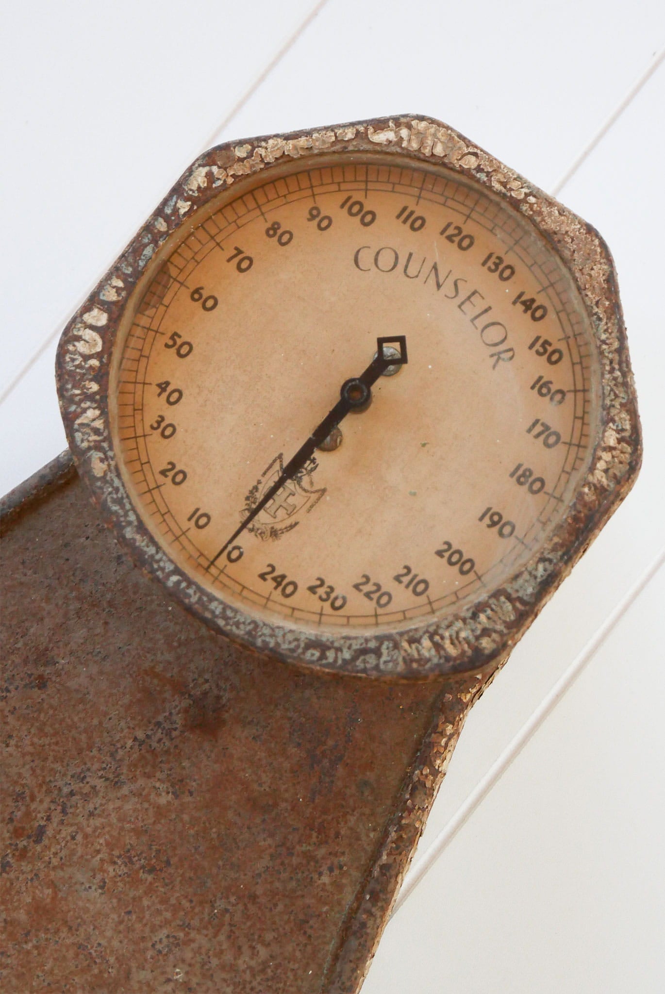 Antique Rustic Chippy Counselor 240lb Scale, Antique Counselor Scale, Antique Floor Scale, Rustic Vintage Scale, Antique 240lb Scale, Vintage Home Decor