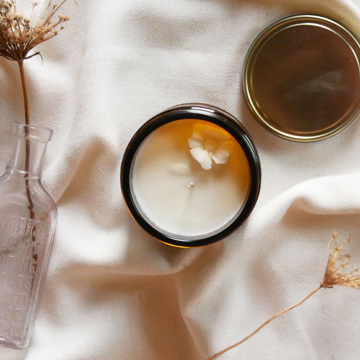 White Linen Candle, Amber Jar