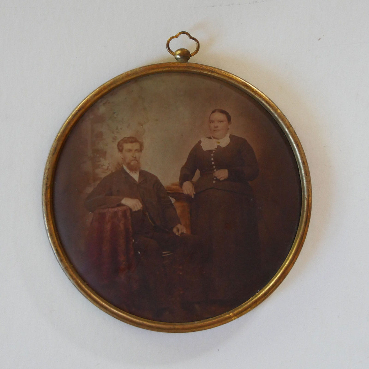 Antique Brass Circular Framed Portraits, Antique Photos, Vintage Brass Round Portraits with Hangers, Vintage Brass portrait with Hanger, ANtique Apothecary Decor