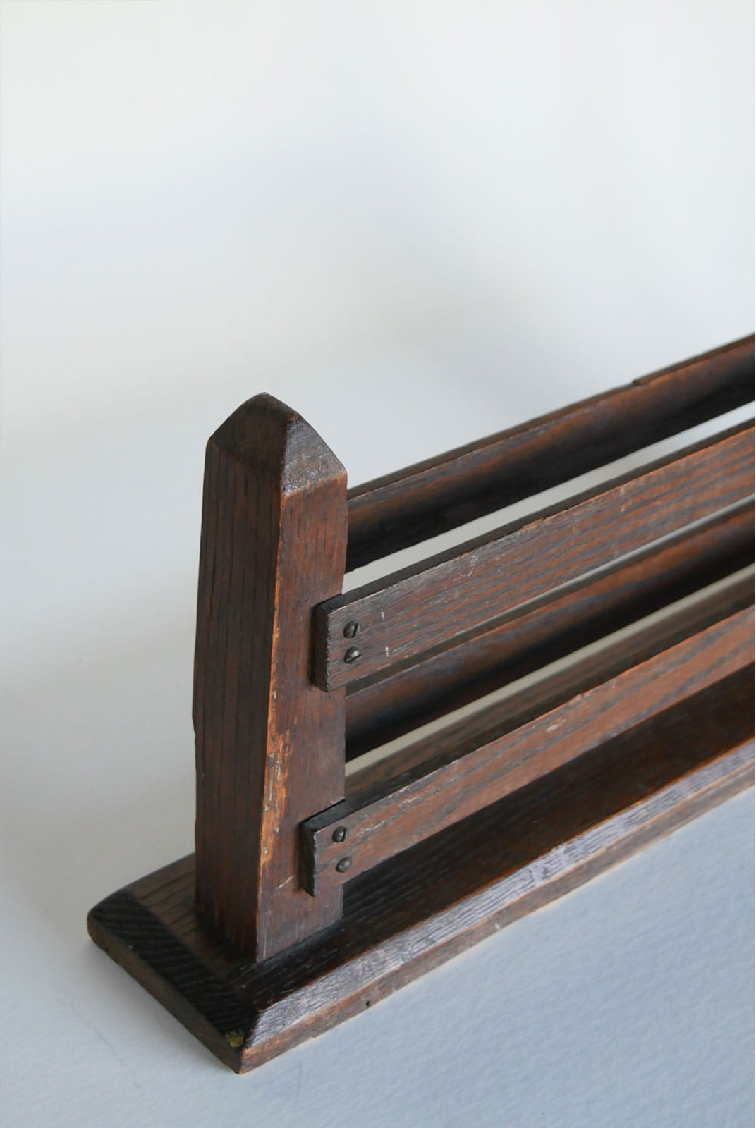 Antique Mission Style Walnut Book Stand, Antique Book Stand, Vintage Book Stand, Vintage Walnut Wood Stand, Vintage Primitive Decor, Primitive Book Decor