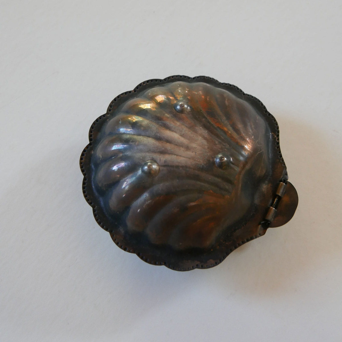 Antique Silver-Plated Clam Sheel Soap Dish, Vintage Clam Shell Dish, Vintage Silver Clam Shell Dish, Antique Soap Dish, Antique Shell Soap Dish, Vintage Nautical Decor, Antique Nautical Decor