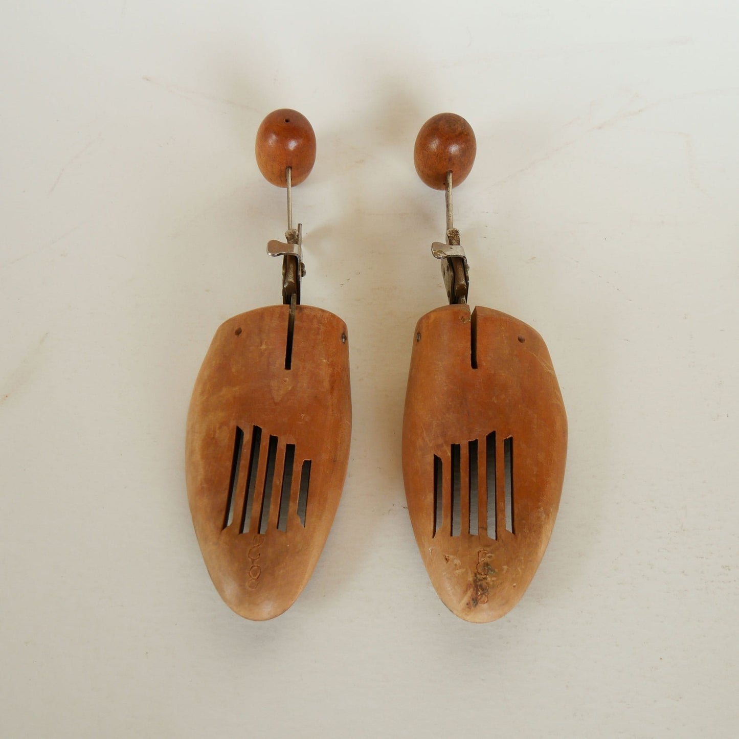 Pair of Vintage Wooden Shoe Shaper, Antique Shoe Mold, Vintage Shoe Shaper, Vintage Wood Shoe Shaper, Vintage Wood Shoe Shaper, Antique Wood Shoe Shaper, Antique Wood Shoe Stretcher, Primitive Decor, Primitive Wood Decor
