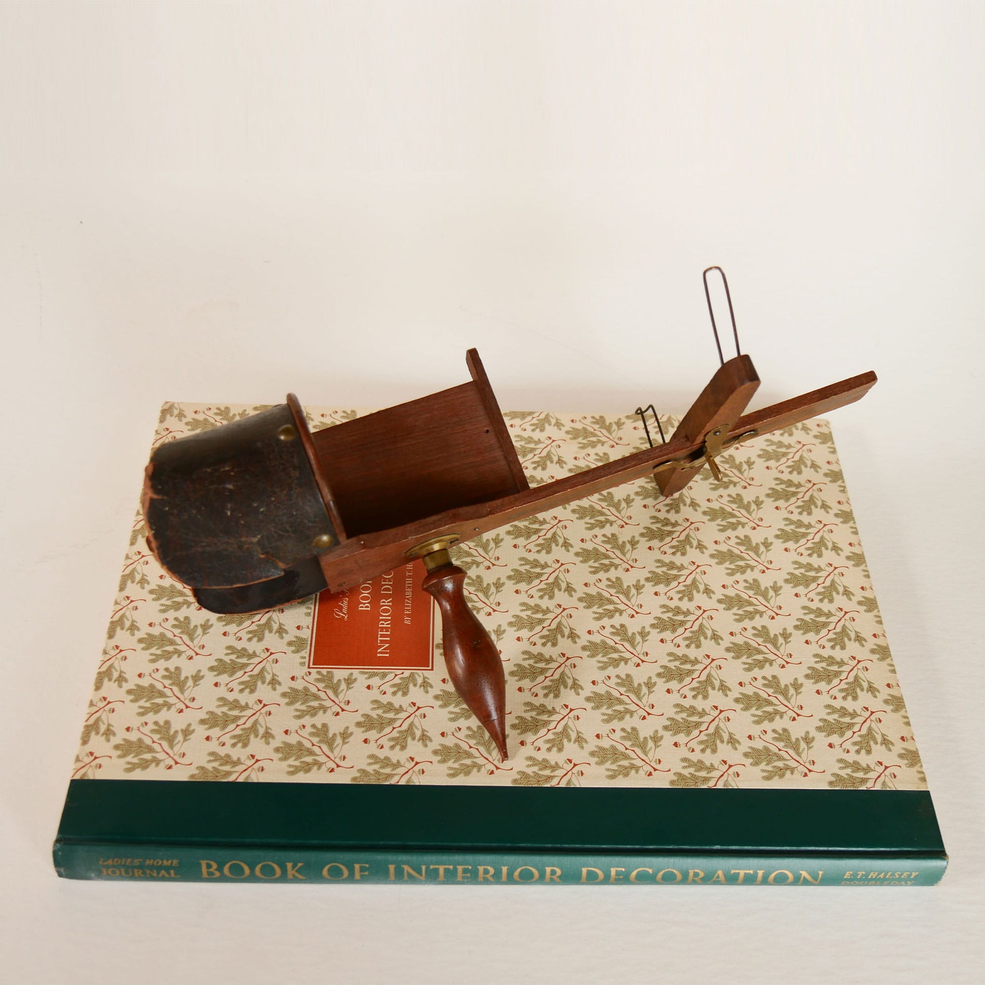 Antique Wood Stereoscope Viewer, Apothecary Decor, Vintage Stereoscope Viewer, Vintage Apothecary Decor, Antique Apothecary Decor, Apothecary Shelf Decor, Primitive Shelf Decor