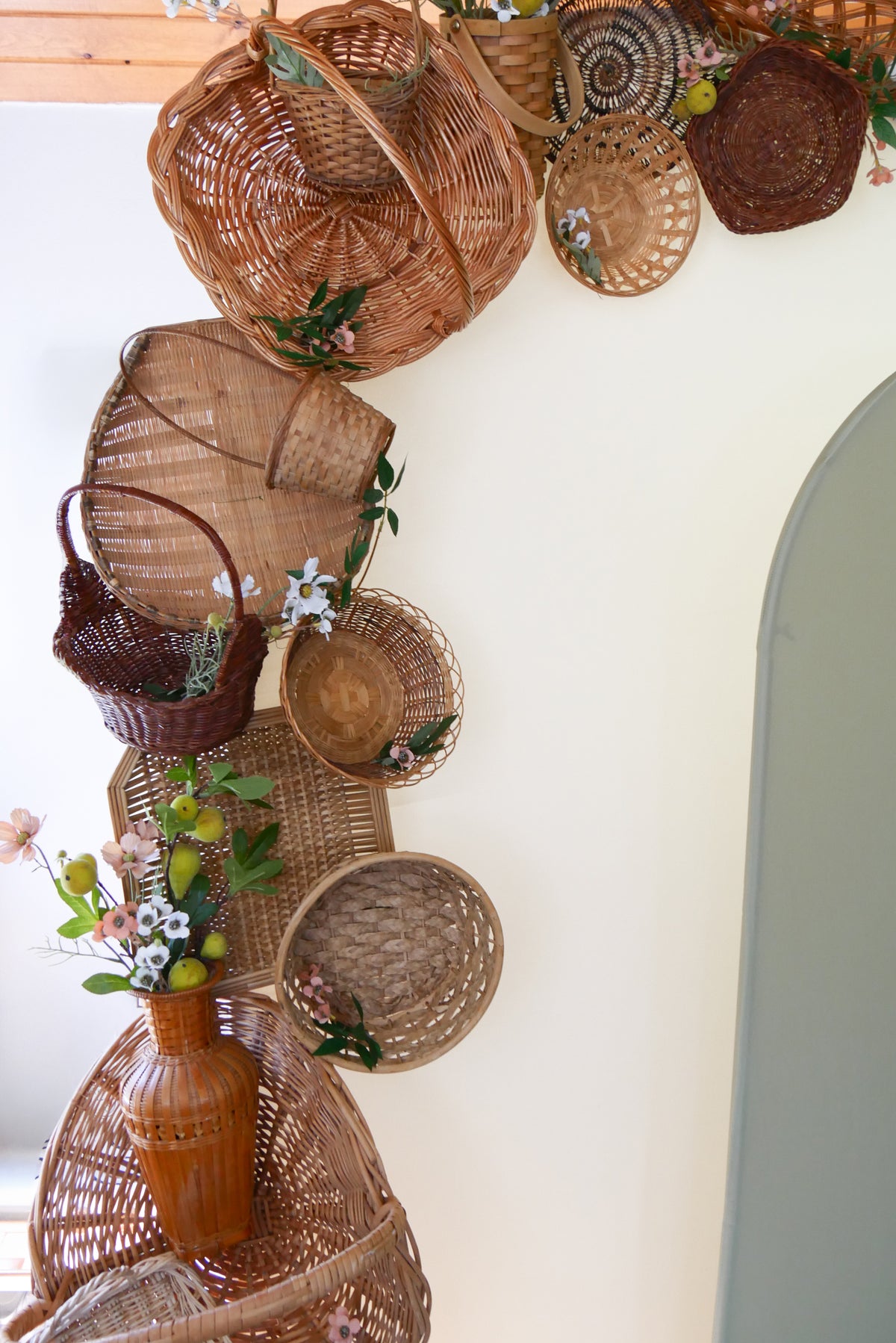 Basket Arch Rental, Vintage Party Rental Decor, Wicker Basket Arch, Fresh of the Market Arch Rental, Bridal Shower Basket Arch Rental, Wedding Basket Arch