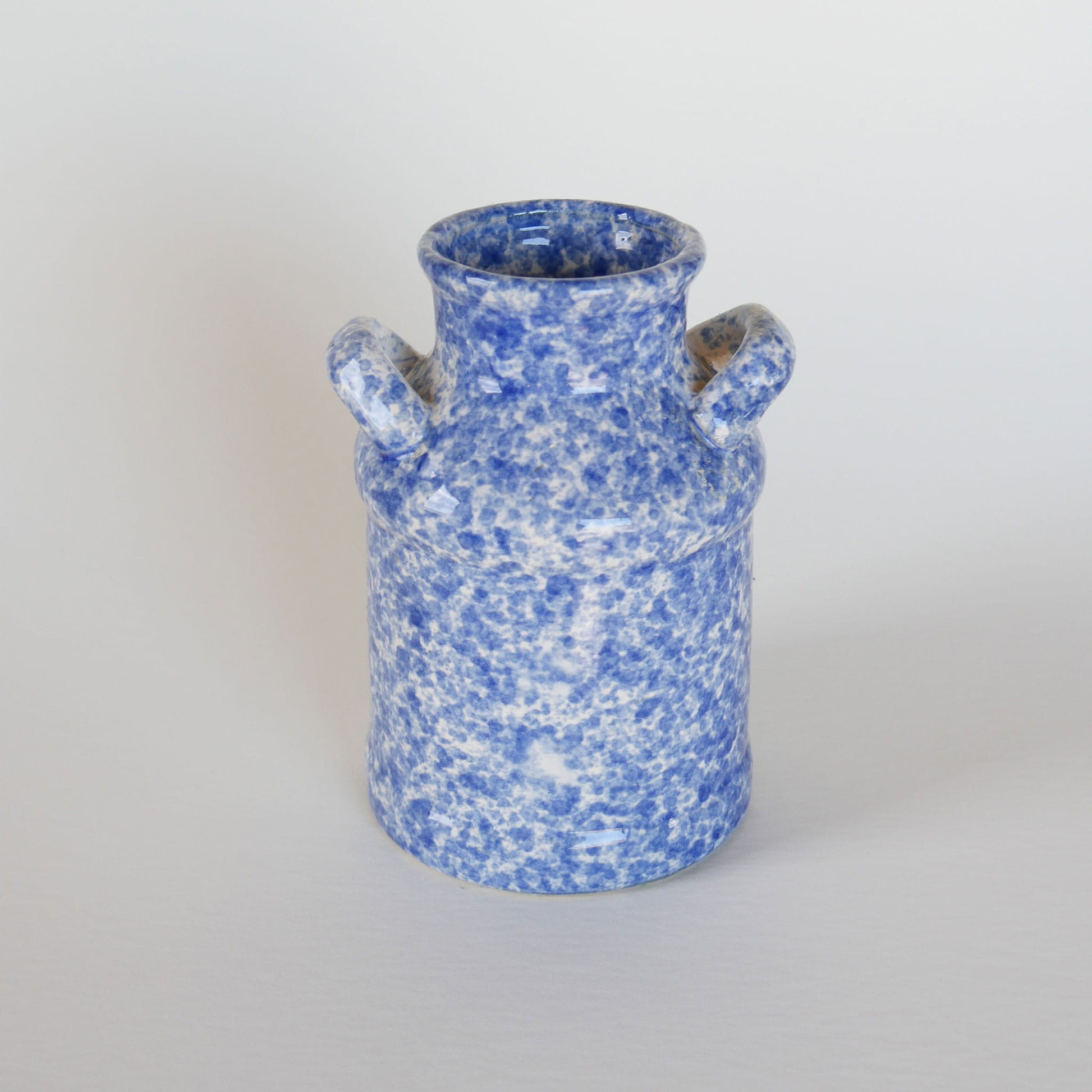 Vintage Blue and White Swirl Milk Can Utensil Holder, Vintage Farmhouse Milk Can DEcor, Vintage Blue and White DEcor, Vintage Farmhouse Kitchen, Vintage Swirl Milk Can, Vintage Small Milk Can Spoon Holder