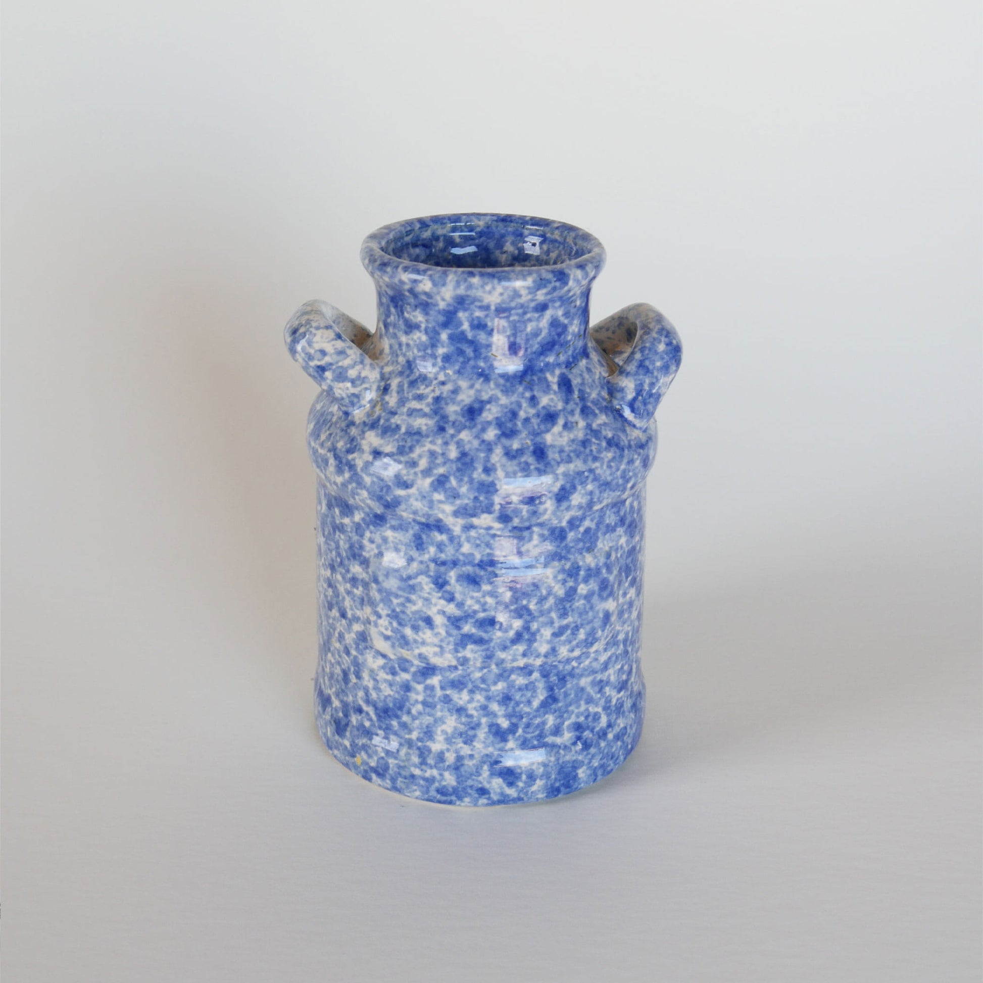 Vintage Blue and White Swirl Milk Can Utensil Holder, Vintage Farmhouse Milk Can DEcor, Vintage Blue and White DEcor, Vintage Farmhouse Kitchen, Vintage Swirl Milk Can, Vintage Small Milk Can Spoon Holder